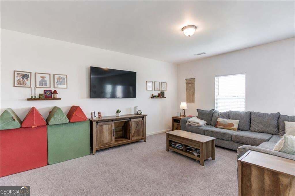 4 bedroom, 2.5 bathroom, 1,987 sq ft single family residence for sale at 331 Merigold Way, Pendergrass, GA 30567 — photo 4
