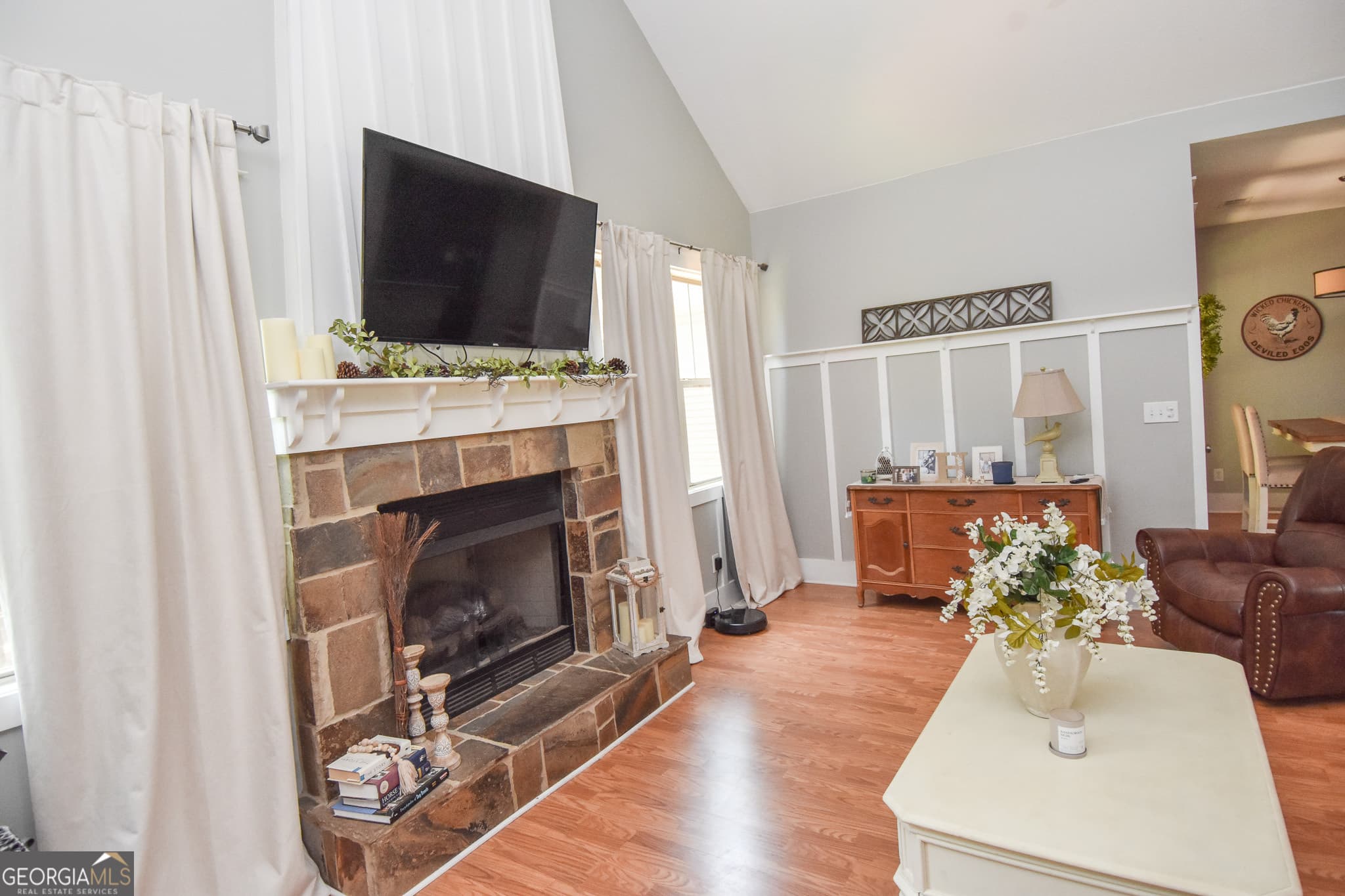 4 bedroom, 3 bathroom, 2,943 sq ft single family residence for sale at 136 Craftsman Way, Milner, GA 30257 — photo 4