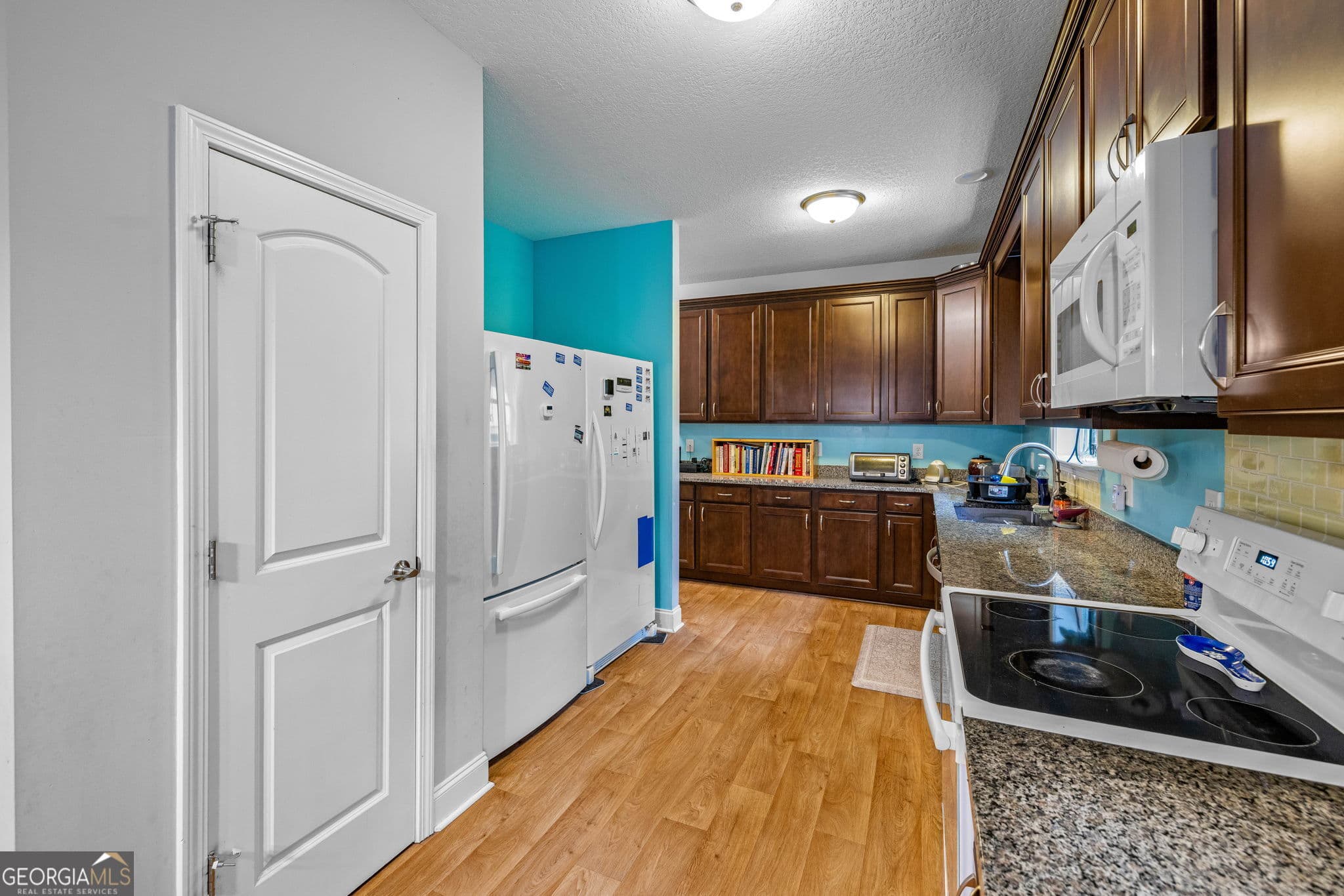 3 bedroom, 2.5 bathroom, 2,400 sq ft single family residence for sale at 527 Louden Ridge Road, Alto, GA 30510 — photo 9