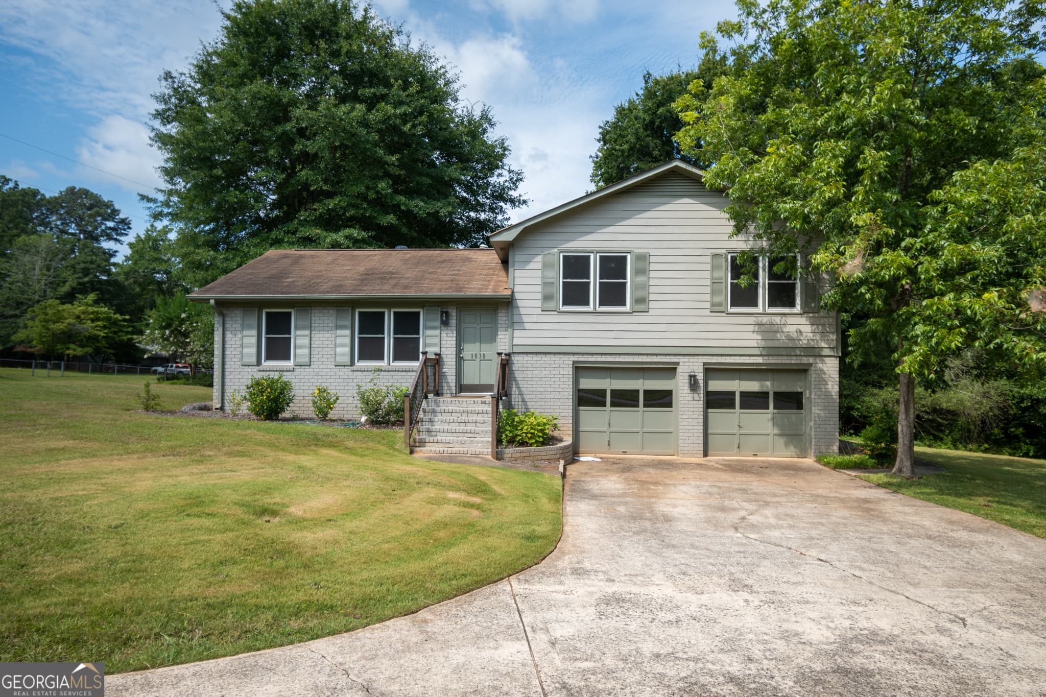 3 bedroom, 2 bathroom, 1,694 sq ft single family residence for rent at 1030 Carriage Hill Road, Watkinsville, GA 30677 for $2,500 a month — photo 3