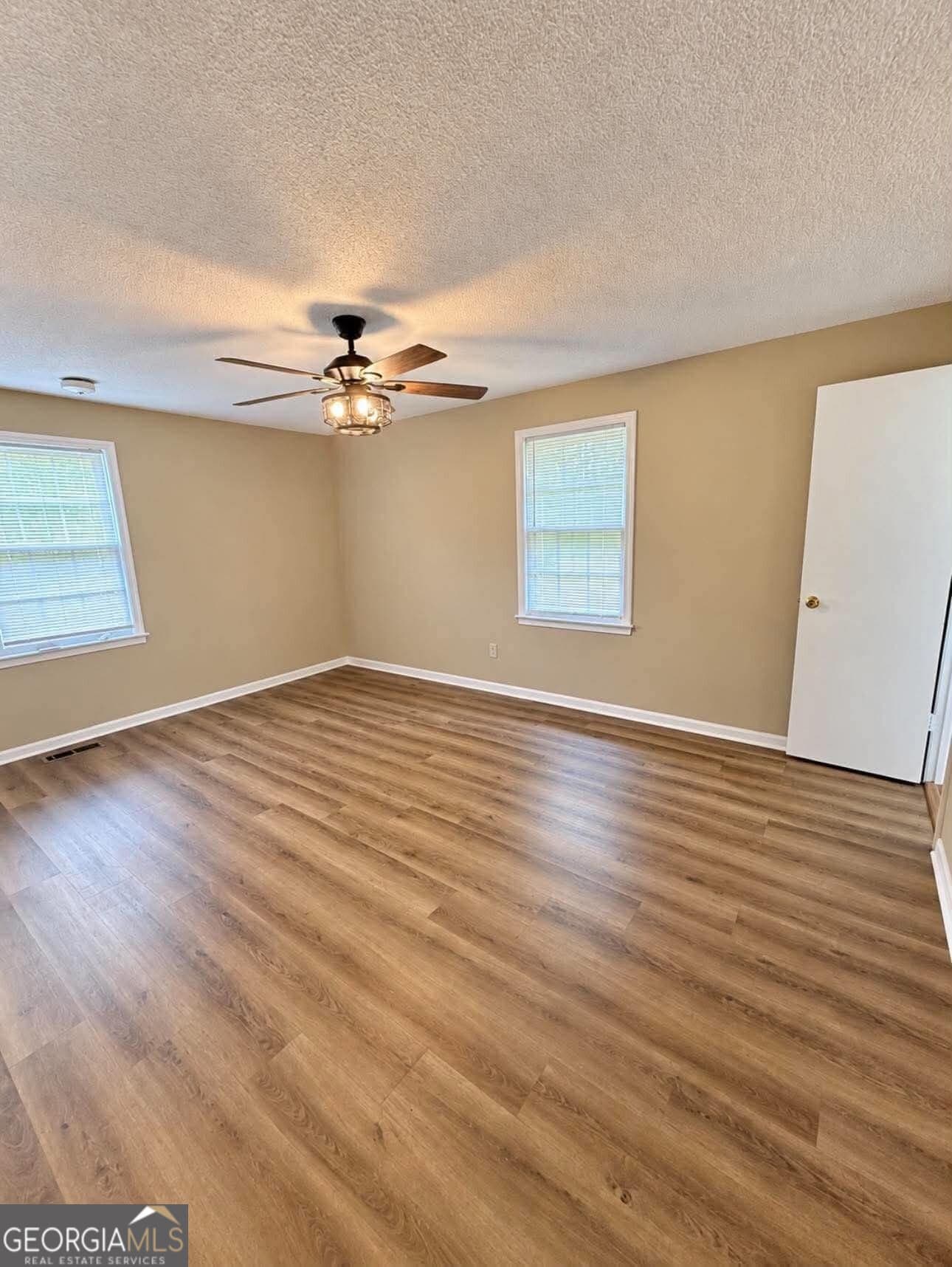 3 bedroom, 2 bathroom, 1,820 sq ft single family residence for sale at 3498 Sandy Circle, Macon, GA 31216 — photo 7