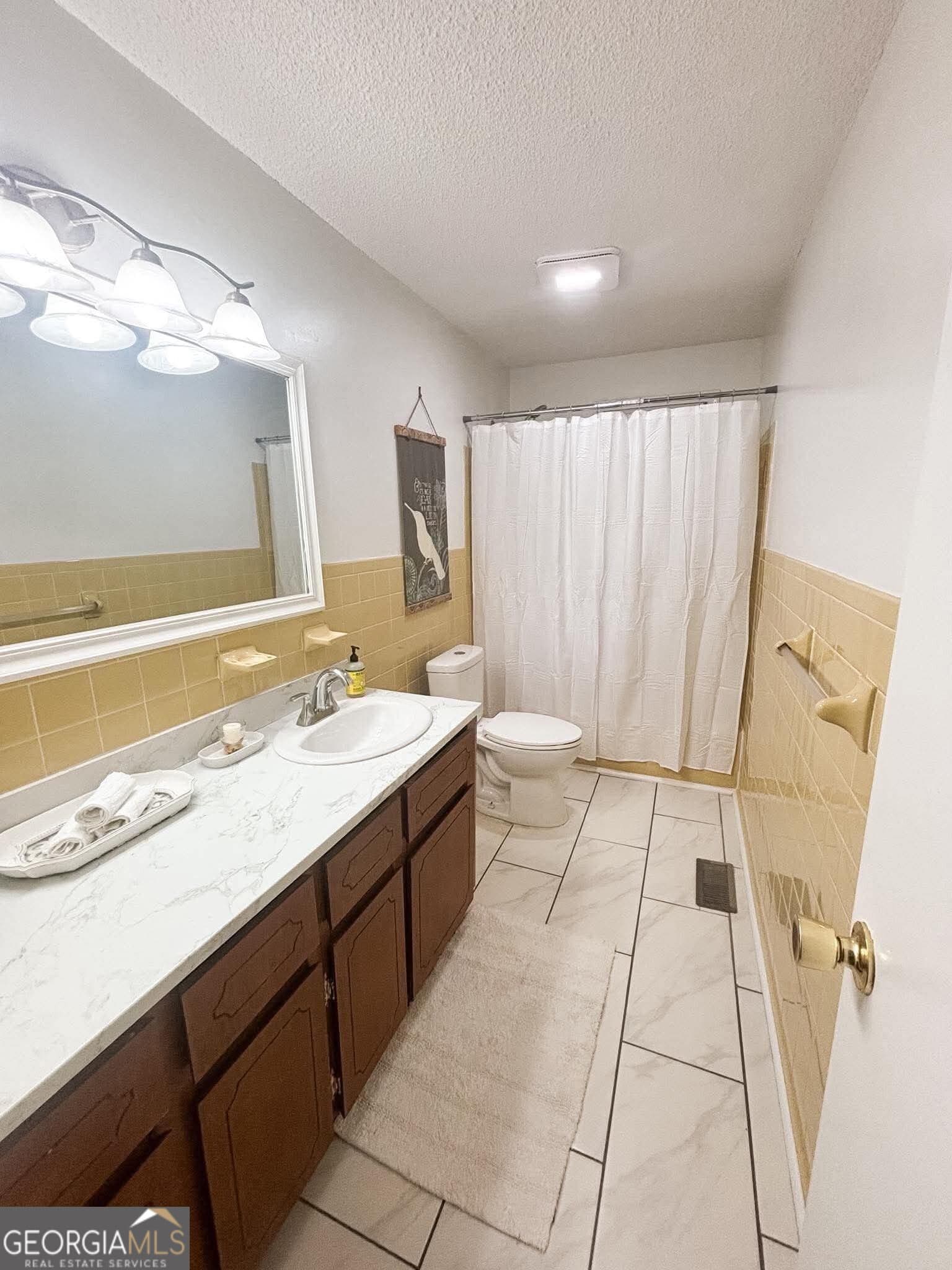 3 bedroom, 2 bathroom, 1,820 sq ft single family residence for sale at 3498 Sandy Circle, Macon, GA 31216 — photo 8