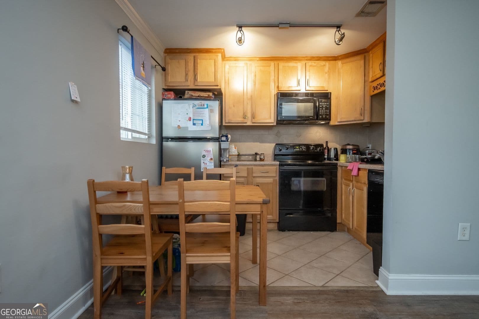 2 bedroom, 1 bathroom condominium for rent at 2018 S Milledge Avenue 1, Athens, GA 30605 for $1,200 a month — photo 6