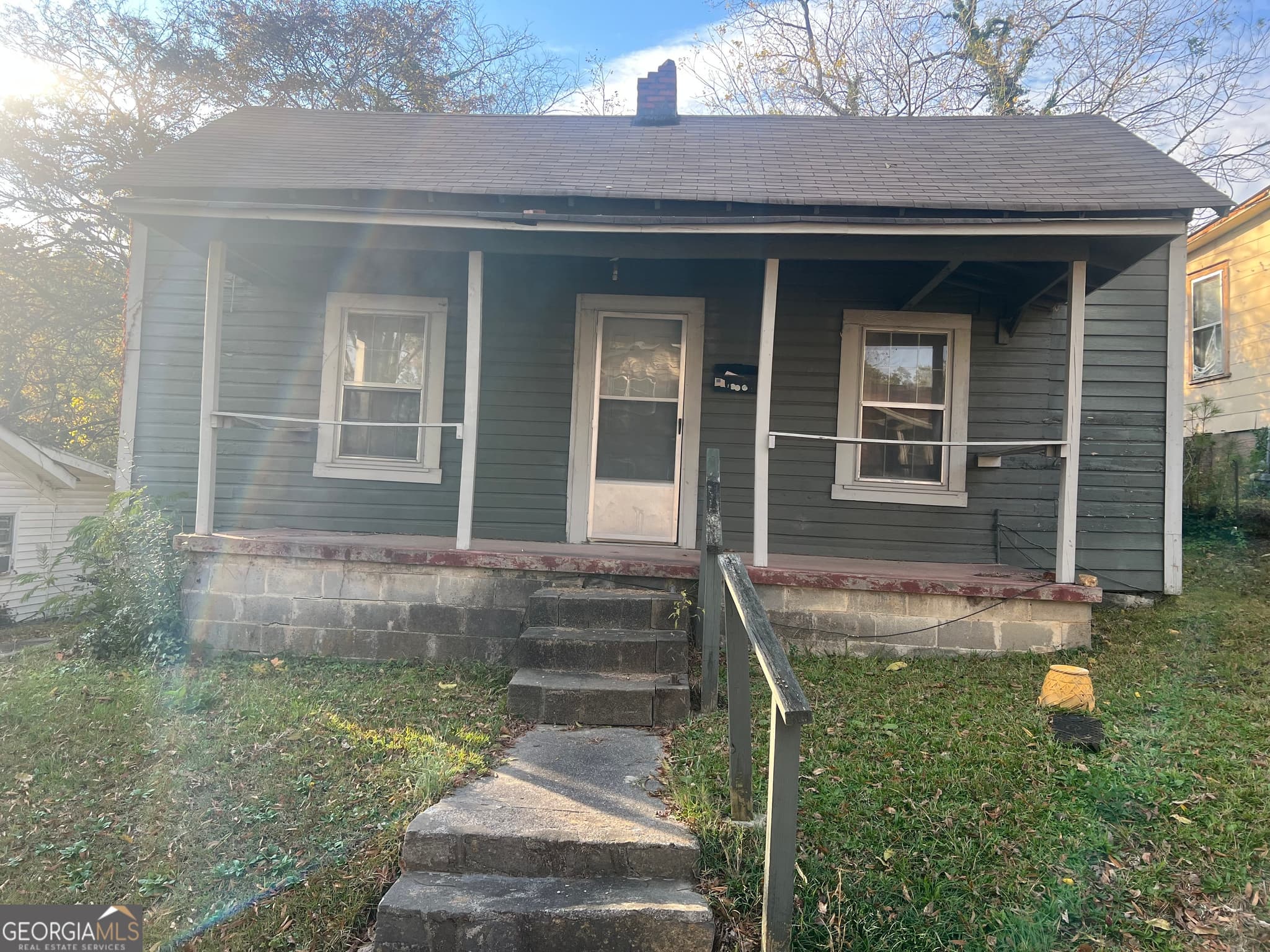 2 bedroom, 1 bathroom, 780 sq ft single family residence sold at 325 Ross Street, Rome, GA 30161