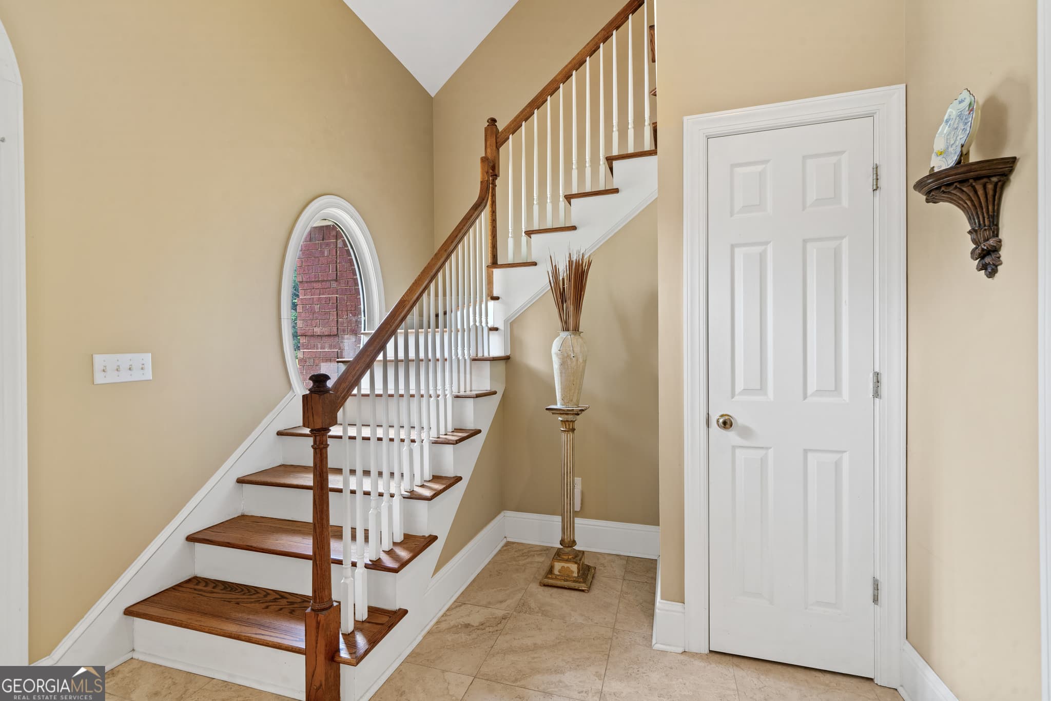 4 bedroom, 3.5 bathroom, 3,642 sq ft single family residence for sale at 100 S Haven Court, Macon, GA 31210 — photo 9