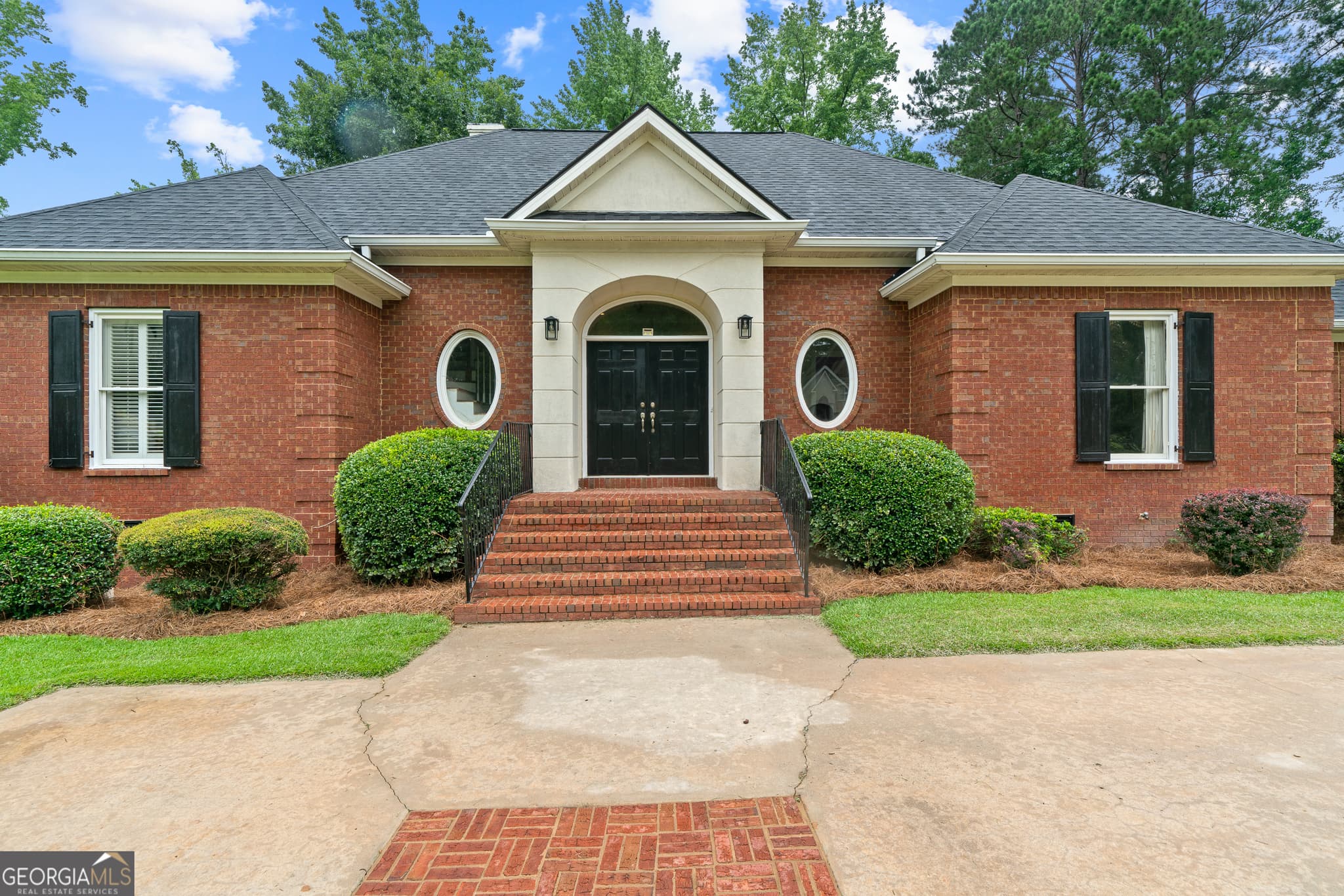 4 bedroom, 3.5 bathroom, 3,642 sq ft single family residence for sale at 100 S Haven Court, Macon, GA 31210 — photo 4
