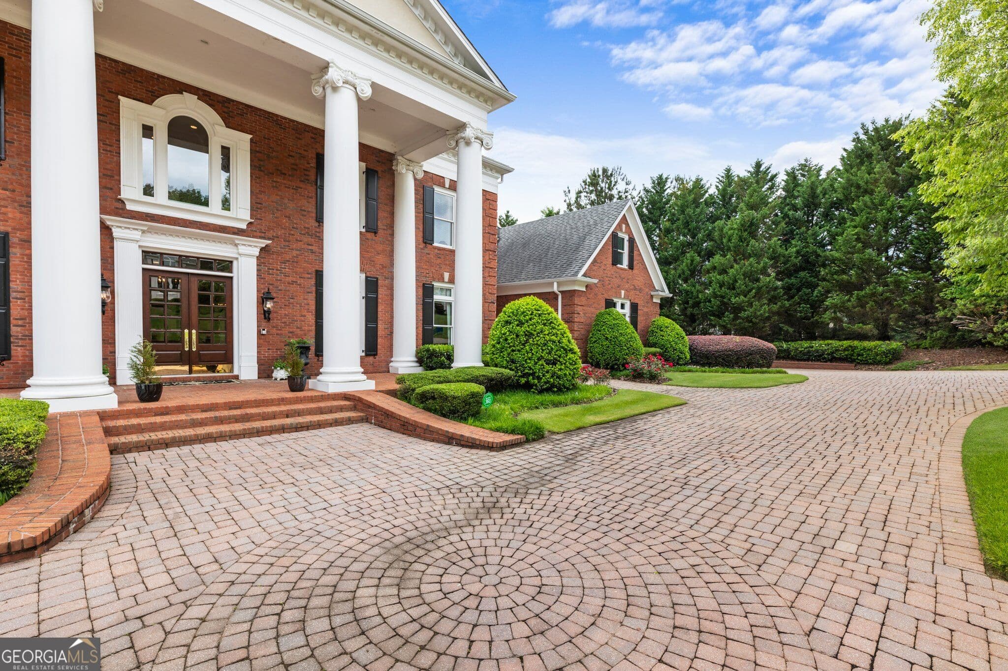 5 bedroom, 9 bathroom, 13,100 sq ft single family residence for sale at 1075 Carnoustie Lane, Alpharetta, GA 30005 — photo 7