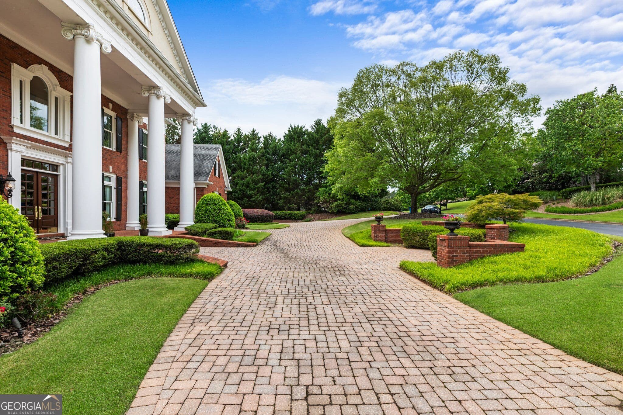 5 bedroom, 9 bathroom, 13,100 sq ft single family residence for sale at 1075 Carnoustie Lane, Alpharetta, GA 30005 — photo 8