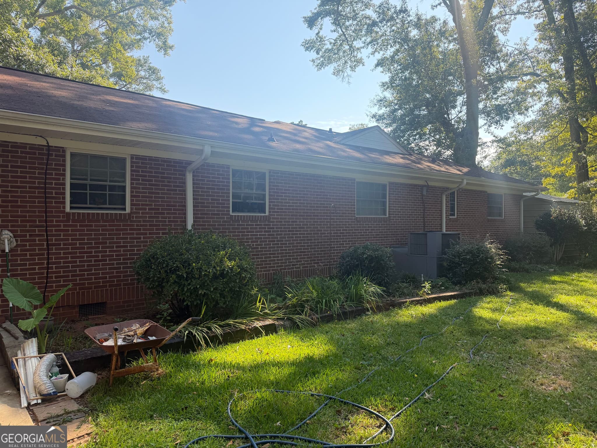 3 bedroom, 2 bathroom, 2,113 sq ft single family residence for sale at 216 Forrest Avenue, Thomaston, GA 30286 — photo 3