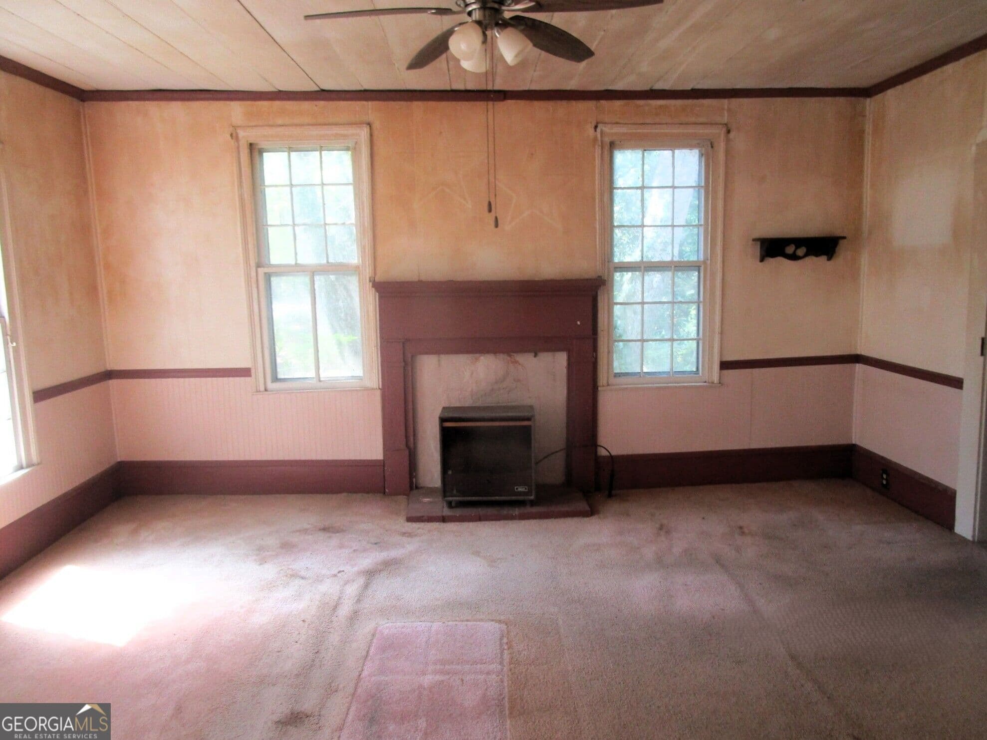 3 bedroom, 1 bathroom, 2,128 sq ft single family residence for sale at 135 Jennings Street, Crawfordville, GA 30631 — photo 4