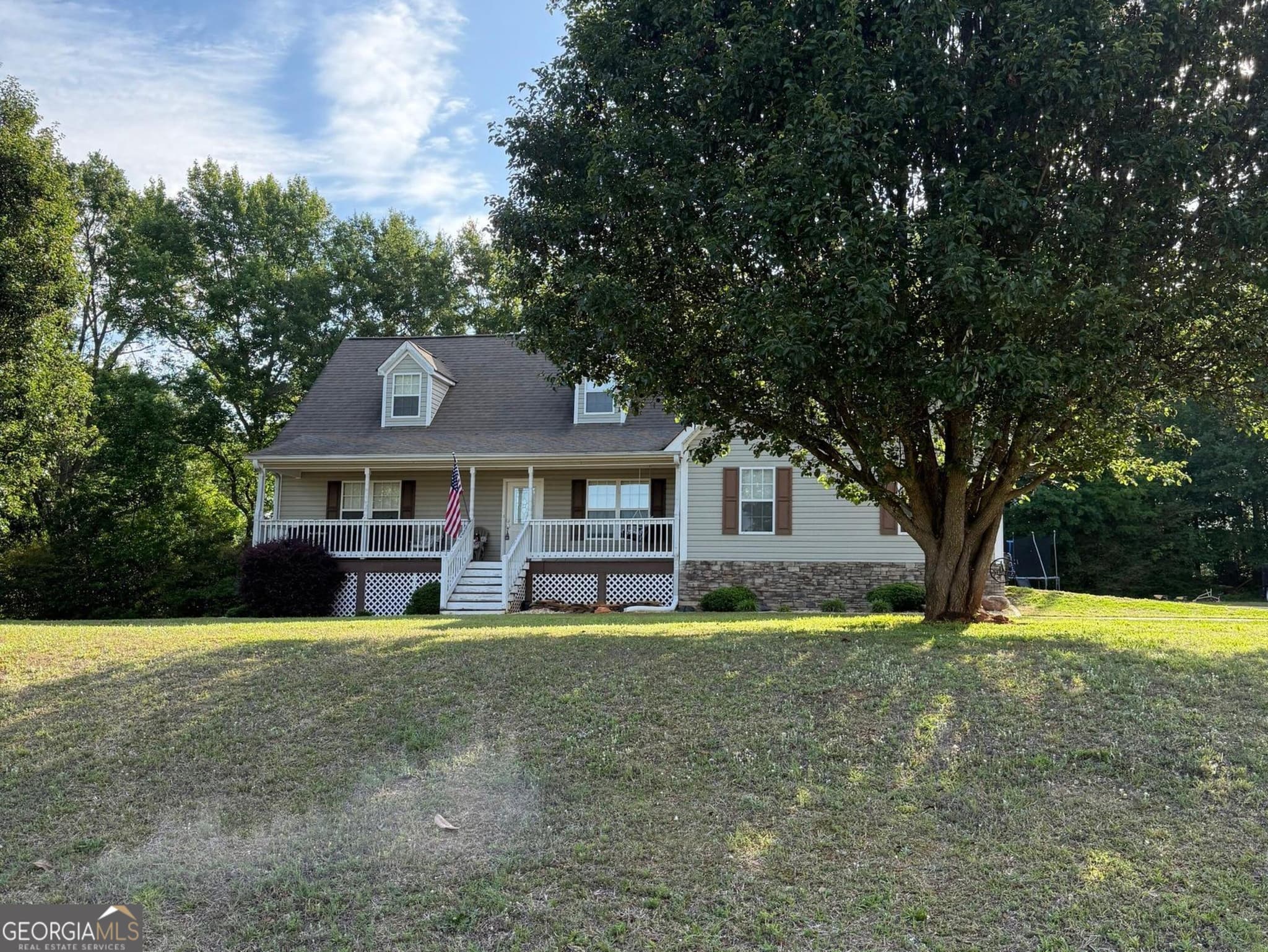 3 bedroom, 2 bathroom, 1,680 sq ft single family residence for sale at 71 Williamson Trace, Williamson, GA 30292 — photo 1 of 38