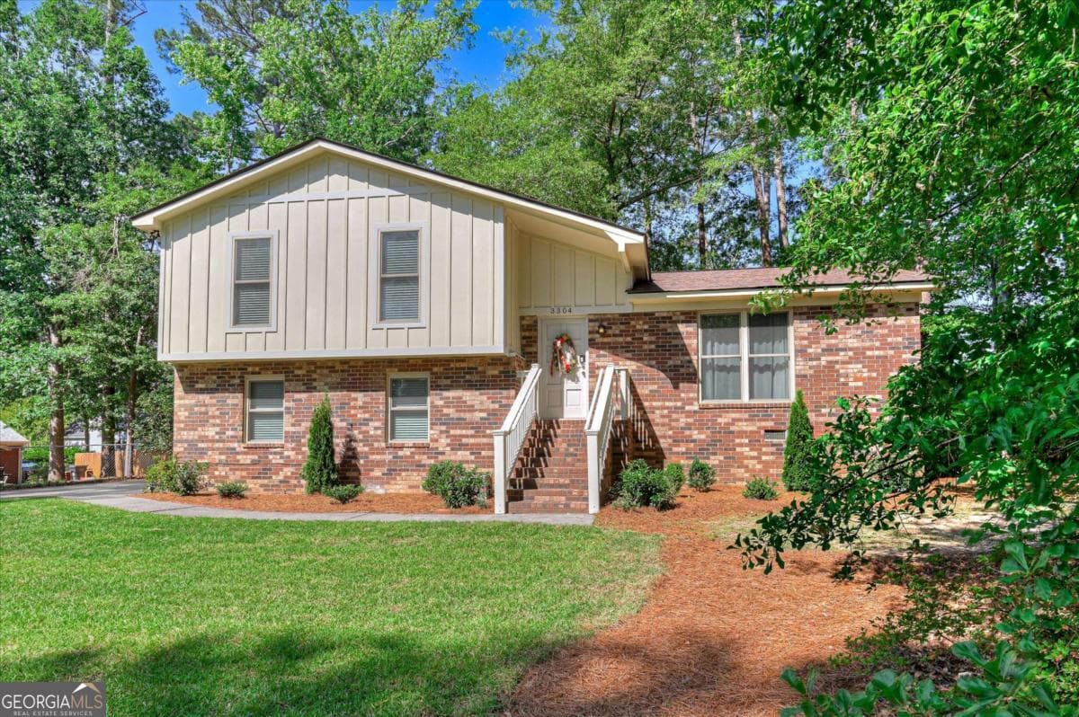 3 bedroom, 2.5 bathroom, 1,911 sq ft single family residence for sale at 3304 Quaker Spring Road, Augusta, GA 30907 — photo 2