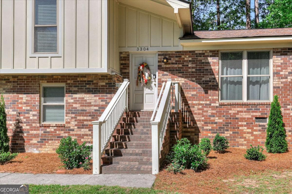 3 bedroom, 2.5 bathroom, 1,911 sq ft single family residence for sale at 3304 Quaker Spring Road, Augusta, GA 30907 — photo 5