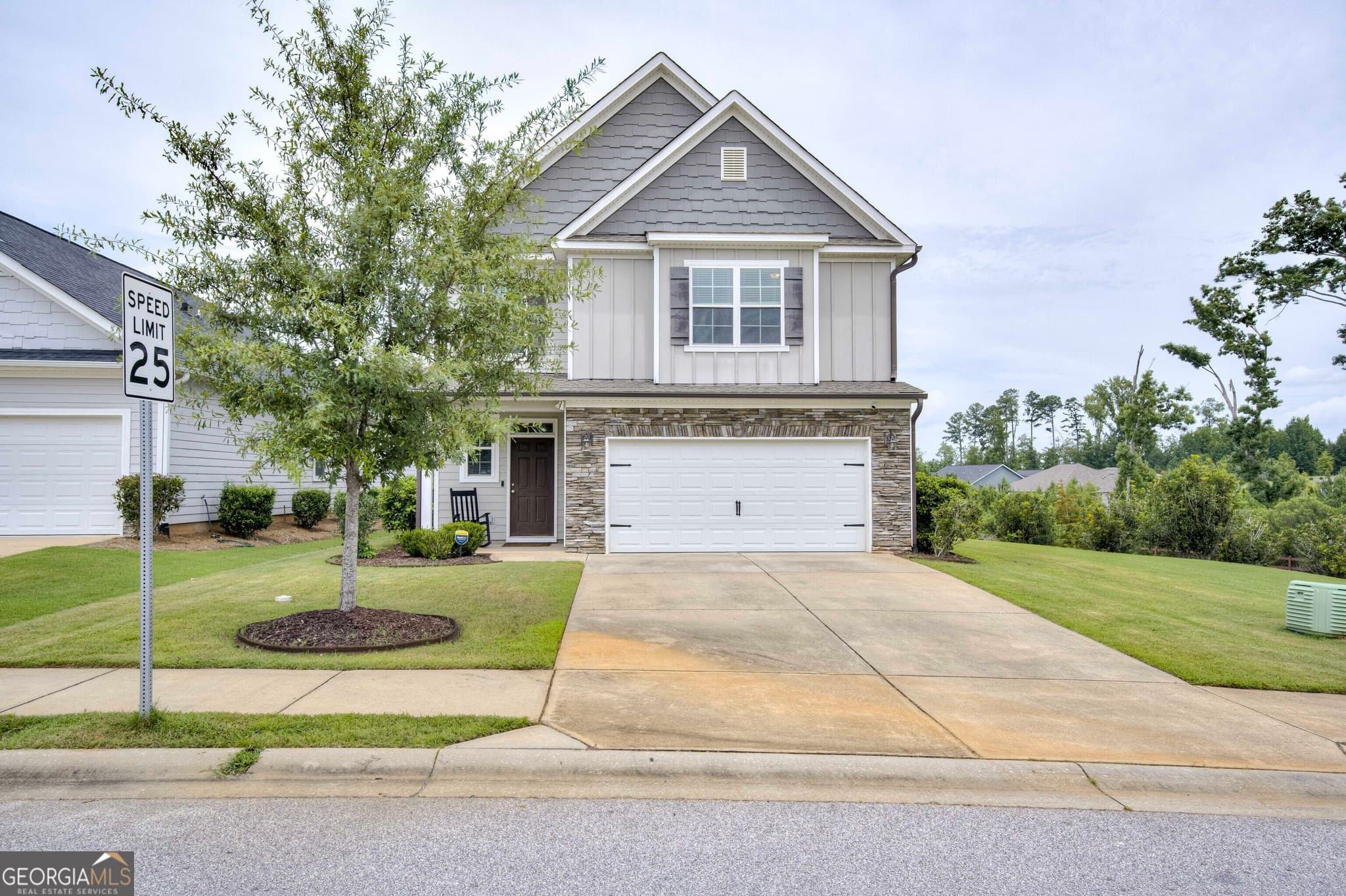 4 bedroom, 2.5 bathroom, 2,095 sq ft single family residence for sale at 401 Longmeadow Drive, Grovetown, GA 30813