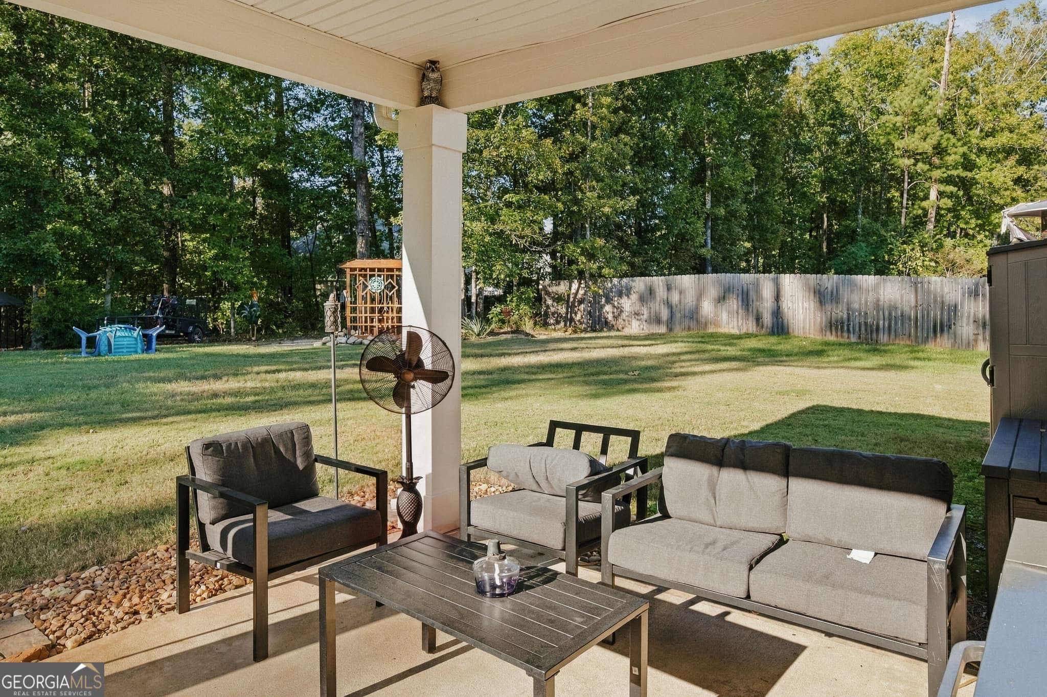 3 bedroom, 2.5 bathroom, 1,991 sq ft single family residence for sale at 709 Springhill Drive, Gray, GA 31032 — photo 5