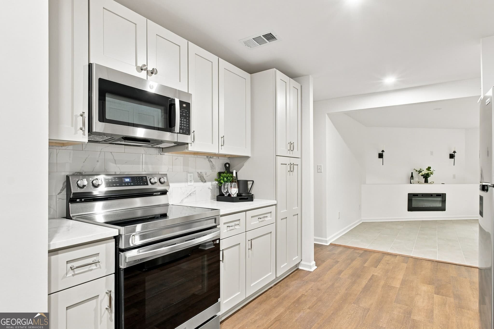 4 bedroom, 2.5 bathroom, 1,724 sq ft single family residence for sale at 1504 Cathy Street, Savannah, GA 31415 — photo 7