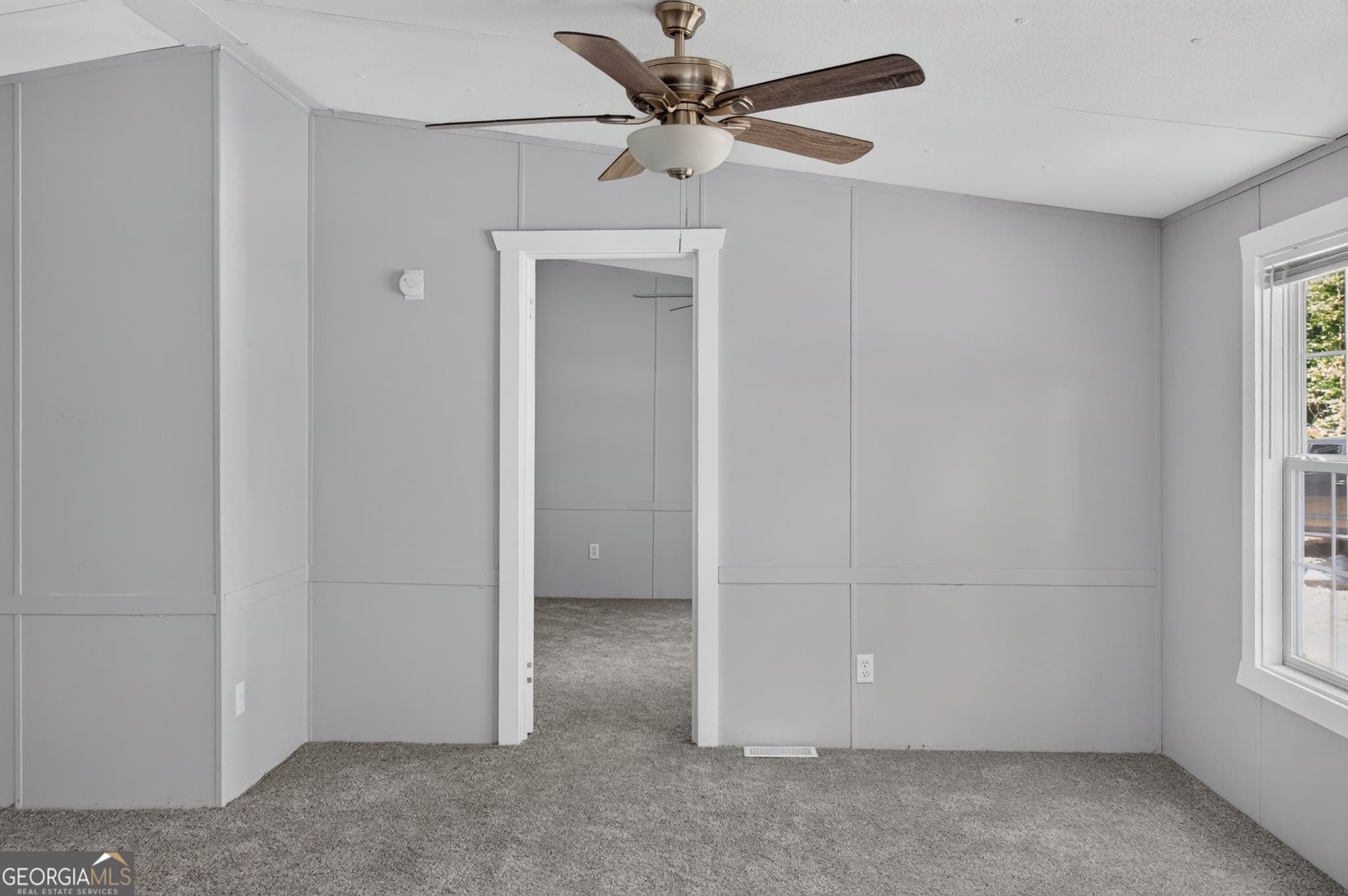 4 bedroom, 2 bathroom, 1,296 sq ft manufactured home,single family residence for sale at 101 W Bearcreek Road, Eatonton, GA 31024 — photo 7