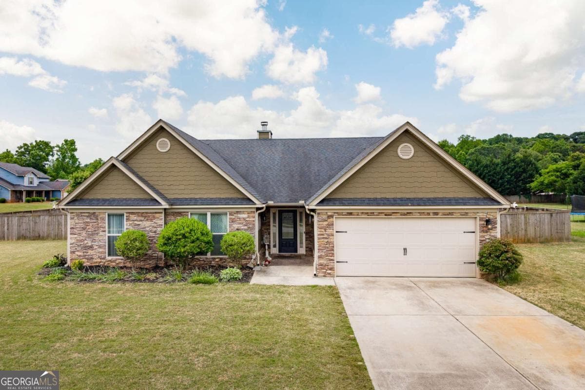 4 bedroom, 3 bathroom, 2,292 sq ft single family residence sold at 19 Lake Point Court, Jefferson, GA 30549
