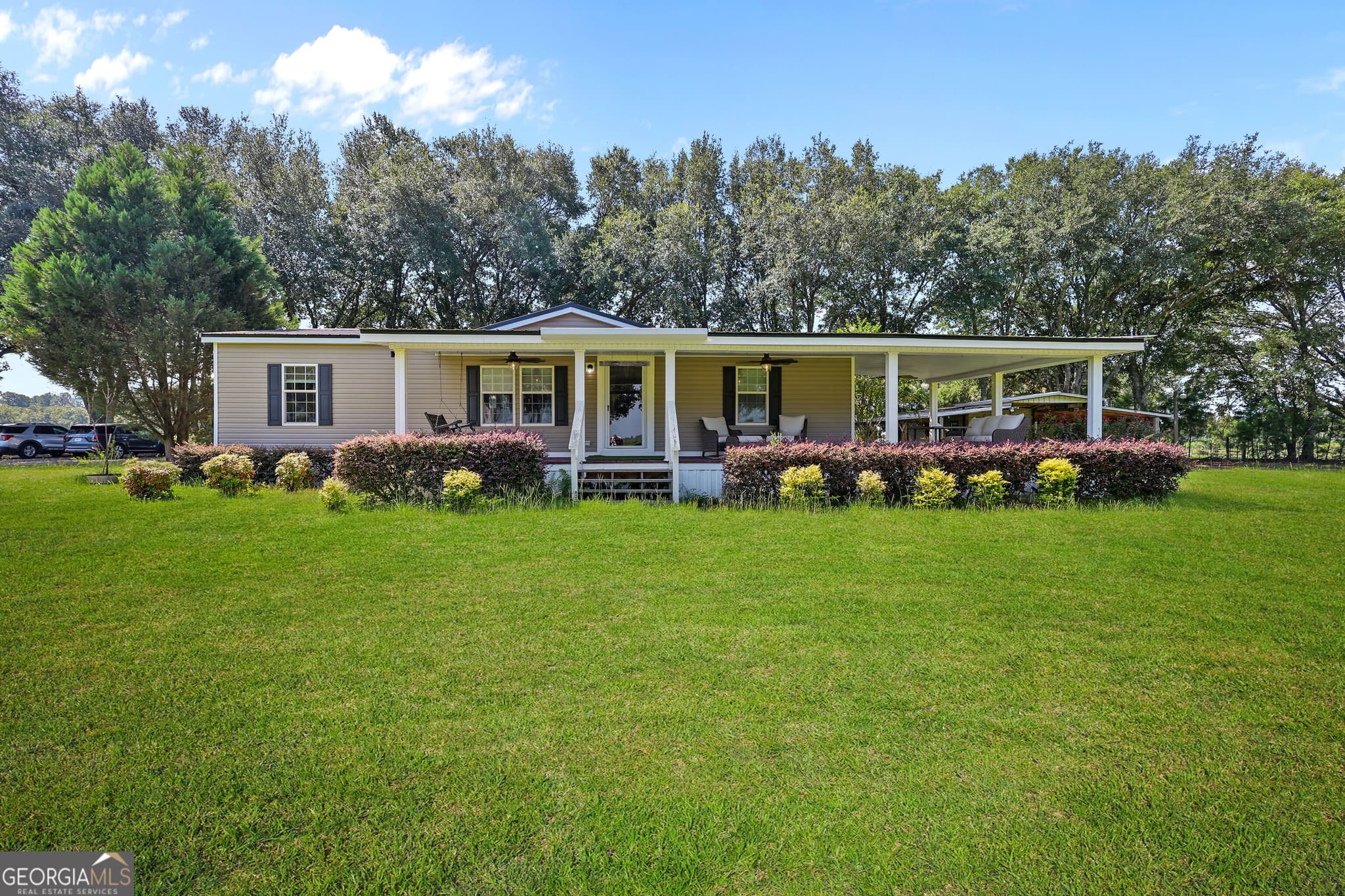 3 bedroom, 2 bathroom, 1,344 sq ft manufactured home,single family residence for sale at 2727 Stanfield Road, Screven, GA 31560