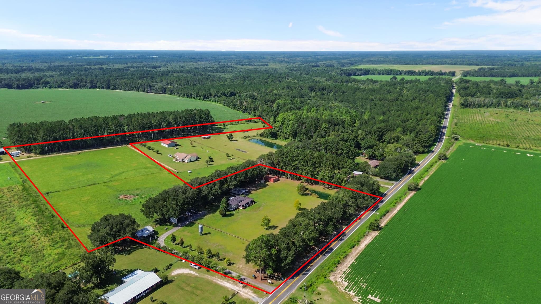 3 bedroom, 2 bathroom, 1,344 sq ft manufactured home,single family residence for sale at 2727 Stanfield Road, Screven, GA 31560 — photo 4