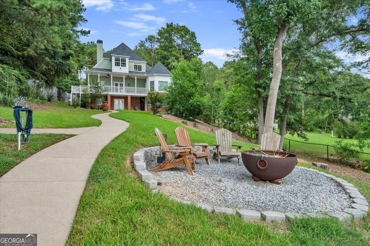 5 bedroom, 3.5 bathroom, 4,189 sq ft single family residence for sale at 116 Island Drive, Milledgeville, GA 31061 — photo 8