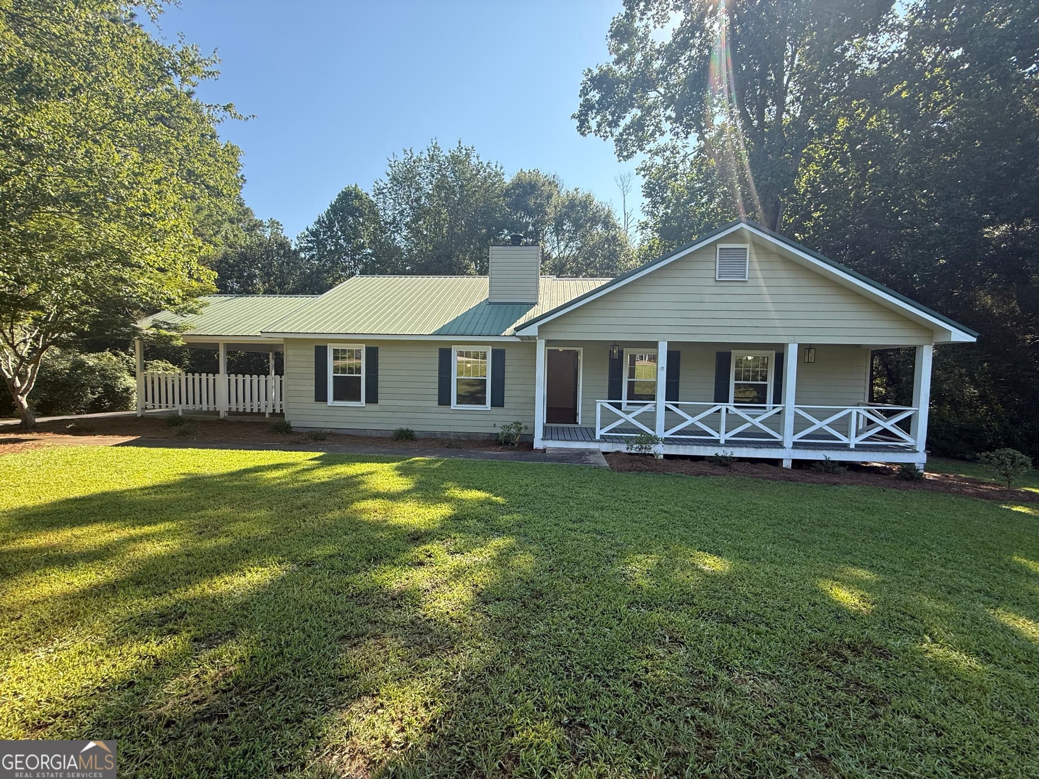 3 bedroom, 2 bathroom, 1,520 sq ft single family residence for sale at 508 Merrill Lane, Lagrange, GA 30241 — photo 2