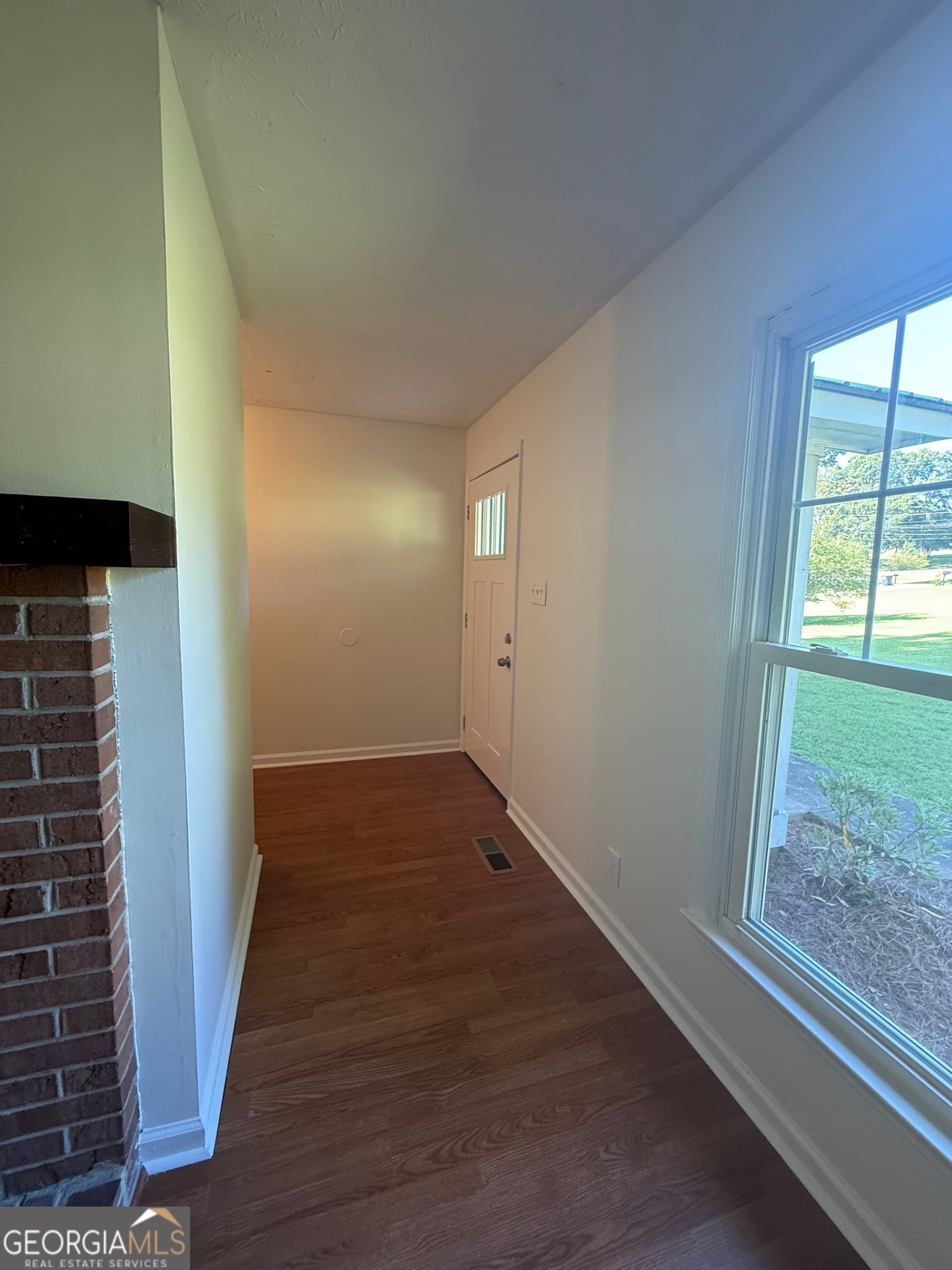 3 bedroom, 2 bathroom, 1,520 sq ft single family residence for sale at 508 Merrill Lane, Lagrange, GA 30241 — photo 7