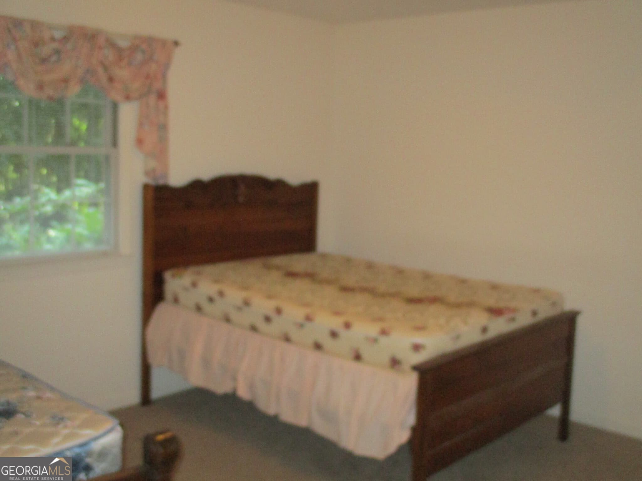 3 bedroom, 2 bathroom, 1,722 sq ft single family residence for sale at 20352 Highway 441, Commerce, GA 30529 — photo 4