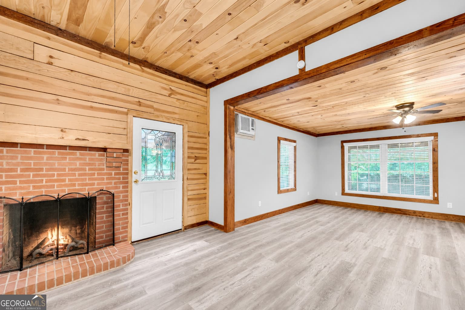 3 bedroom, 2 bathroom, 2,176 sq ft single family residence for sale at 2657 Wolf Pit, Eastanollee, GA 30538 — photo 4