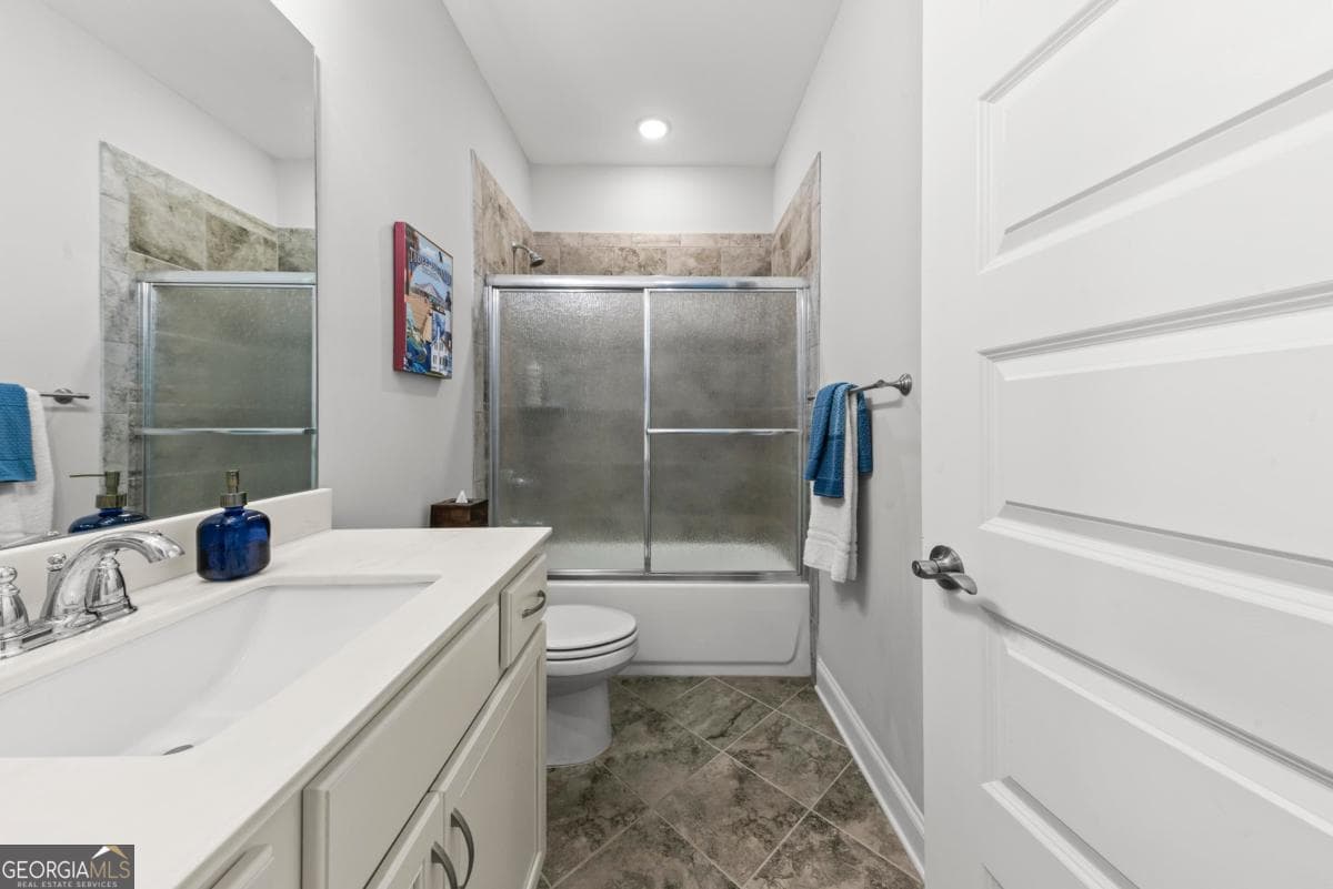 4 bedroom, 3 bathroom, 2,390 sq ft single family residence for sale at 1131 Providence Loop, Greensboro, GA 30642 — photo 7