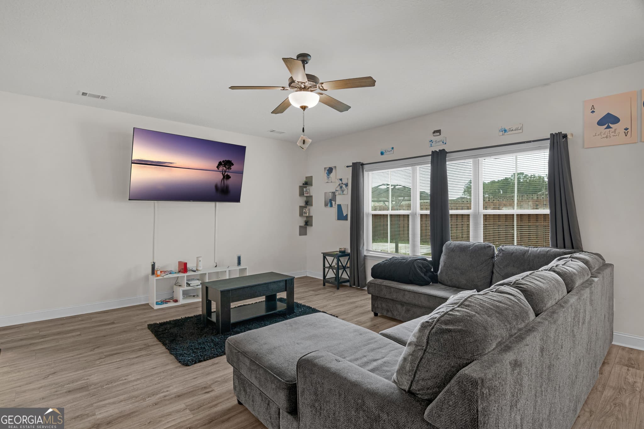 4 bedroom, 3.5 bathroom, 2,756 sq ft single family residence for sale at 672 Fairview Circle, Hinesville, GA 31313 — photo 7