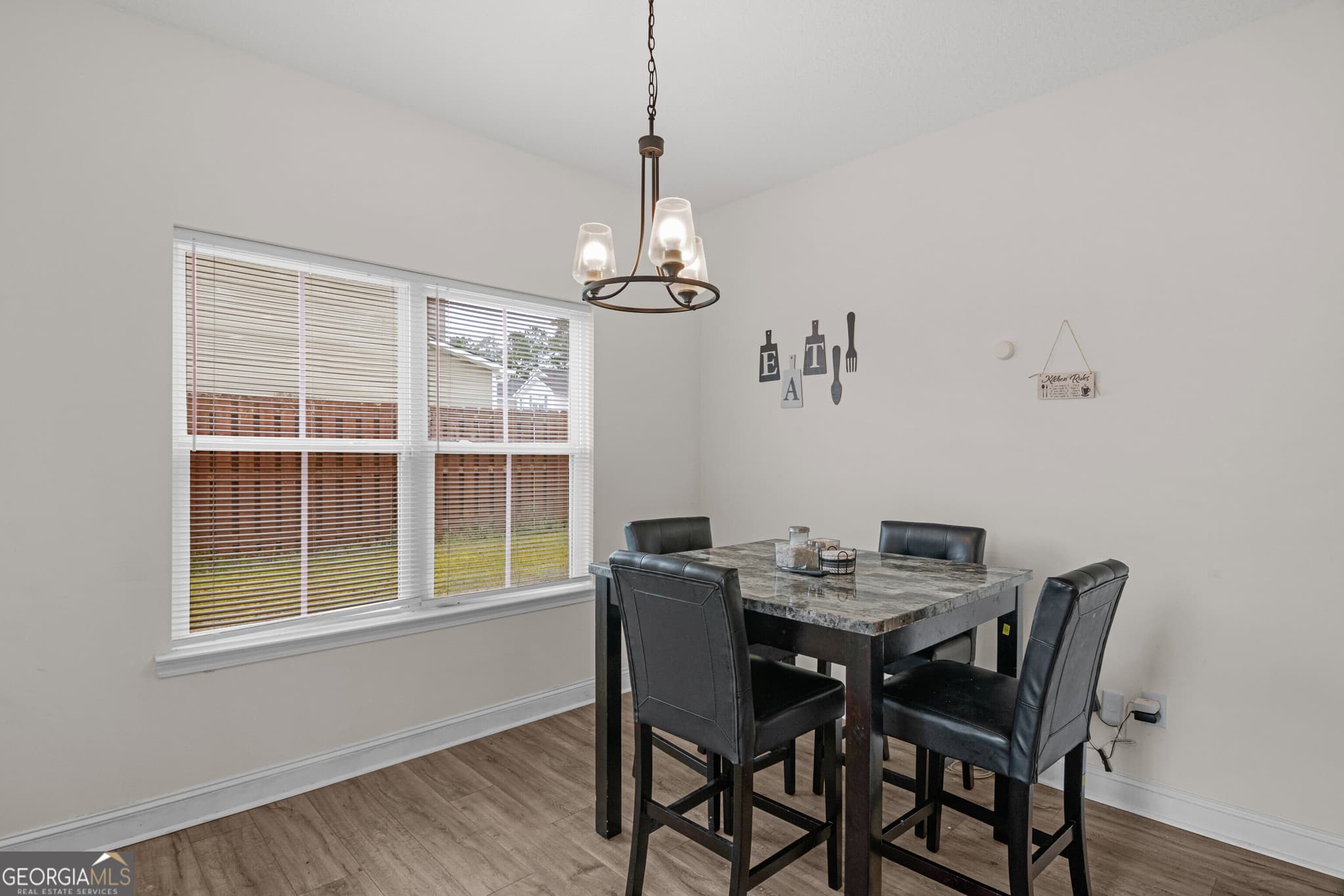 4 bedroom, 3.5 bathroom, 2,756 sq ft single family residence for sale at 672 Fairview Circle, Hinesville, GA 31313 — photo 9