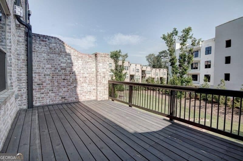 3 bedroom, 3.5 bathroom, 2,120 sq ft townhouse for rent at 67 Weston Drive, Sandy Springs, GA 30328 for $3,995 a month — photo 9