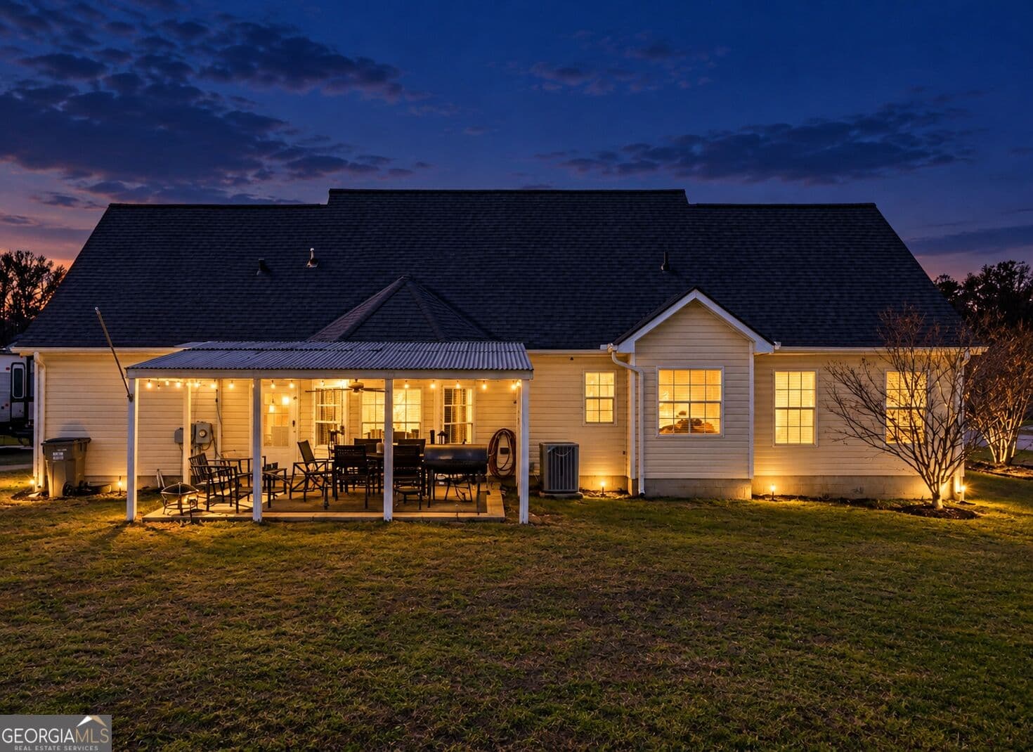 4 bedroom, 2 bathroom, 1,712 sq ft single family residence for sale at 369 Kay Drive, Winder, GA 30680 — photo 4