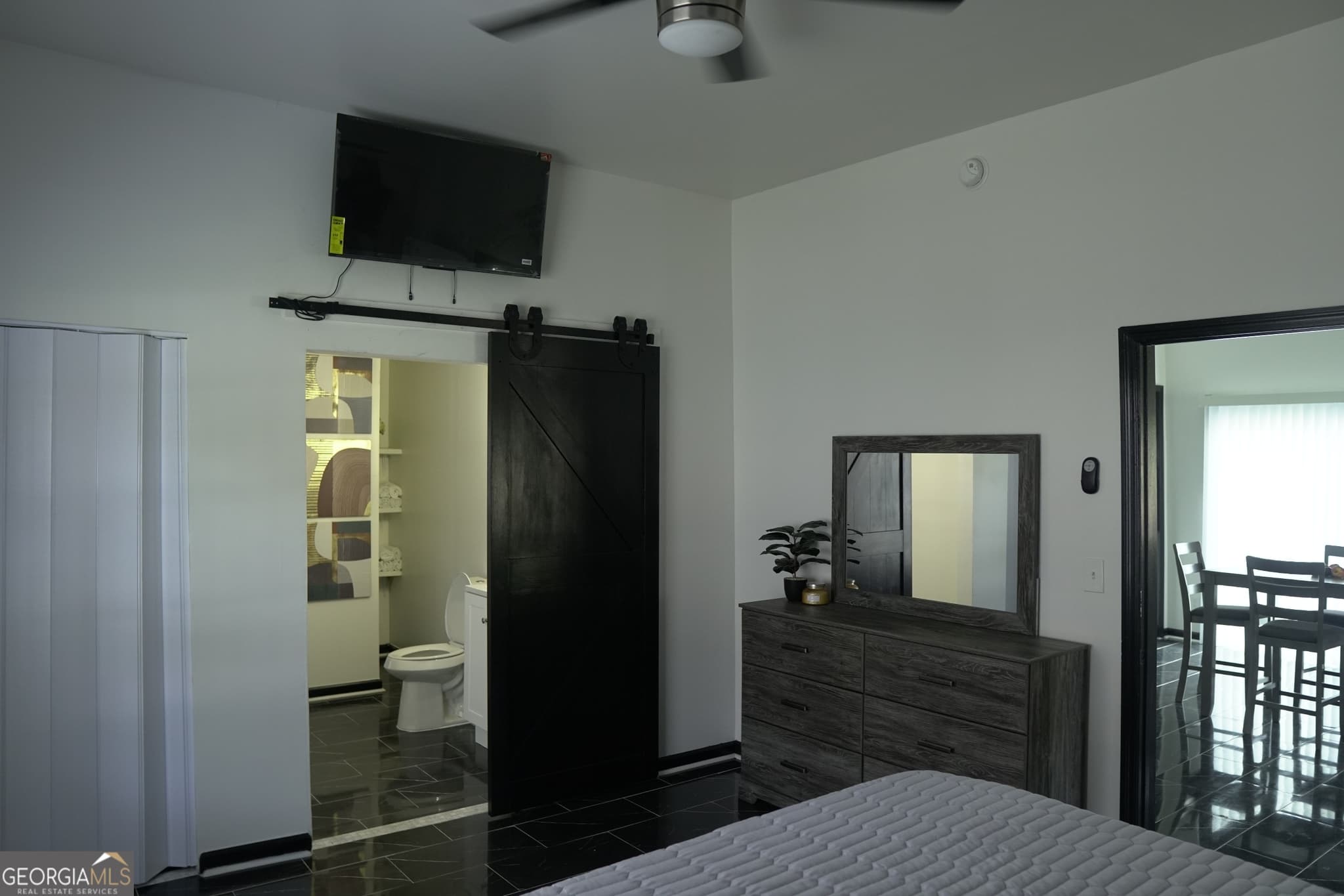 2 bedroom, 2 bathroom, 1,015 sq ft single family residence for sale at 501 5th Street, Birmingham, AL 35204 — photo 9