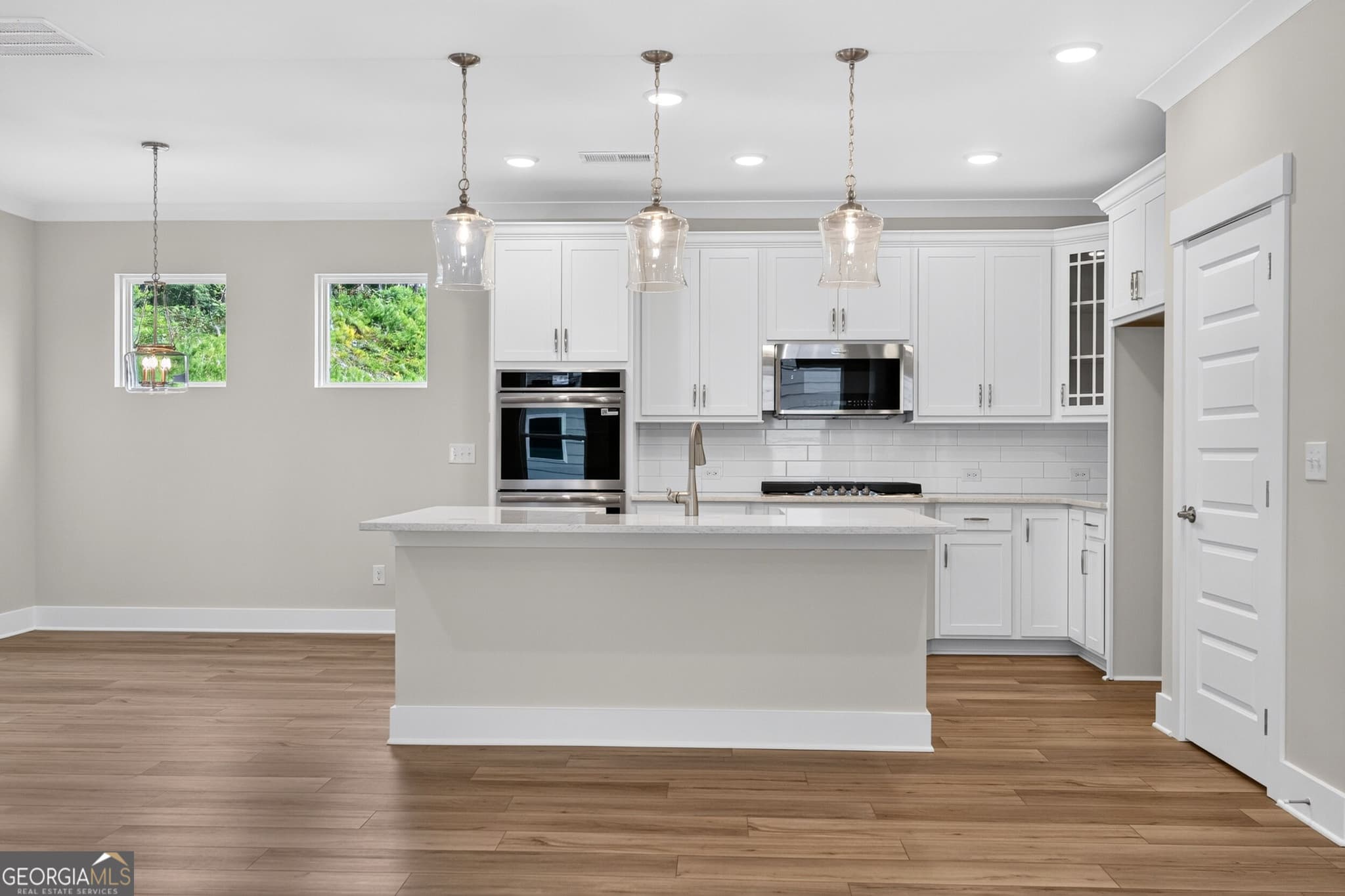 4 bedroom, 4 bathroom, 2,749 sq ft single family residence for sale at 147 Marble Tree Way, Ball Ground, GA 30107 — photo 7