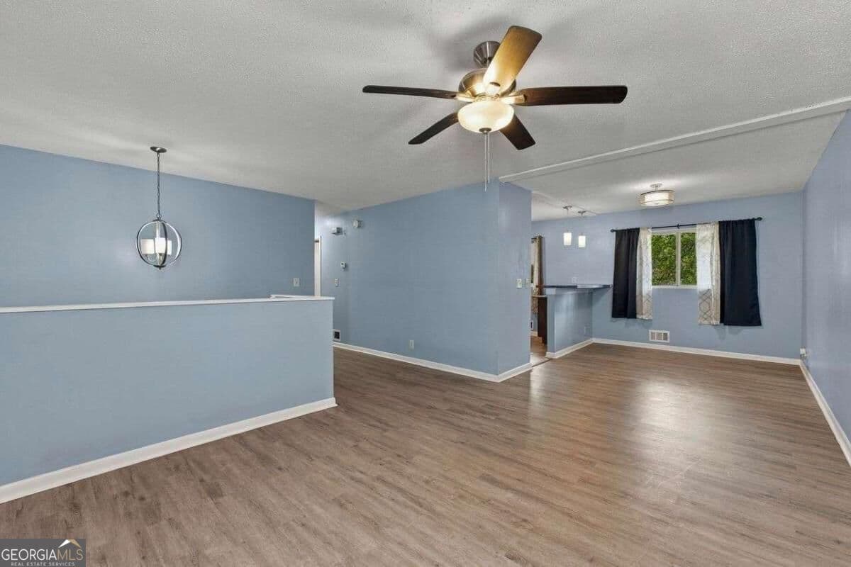 4 bedroom, 2.5 bathroom, 1,567 sq ft single family residence for sale at 1464 Colony East Circle, Stone Mountain, GA 30083 — photo 9
