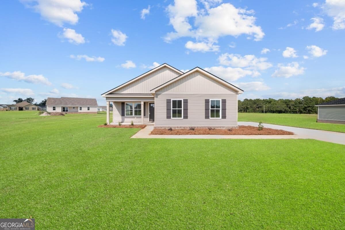 3 bedroom, 2 bathroom, 1,350 sq ft single family residence for sale at 1009 Pampas Lane 55, Statesboro, GA 30458 — photo 1 of 23