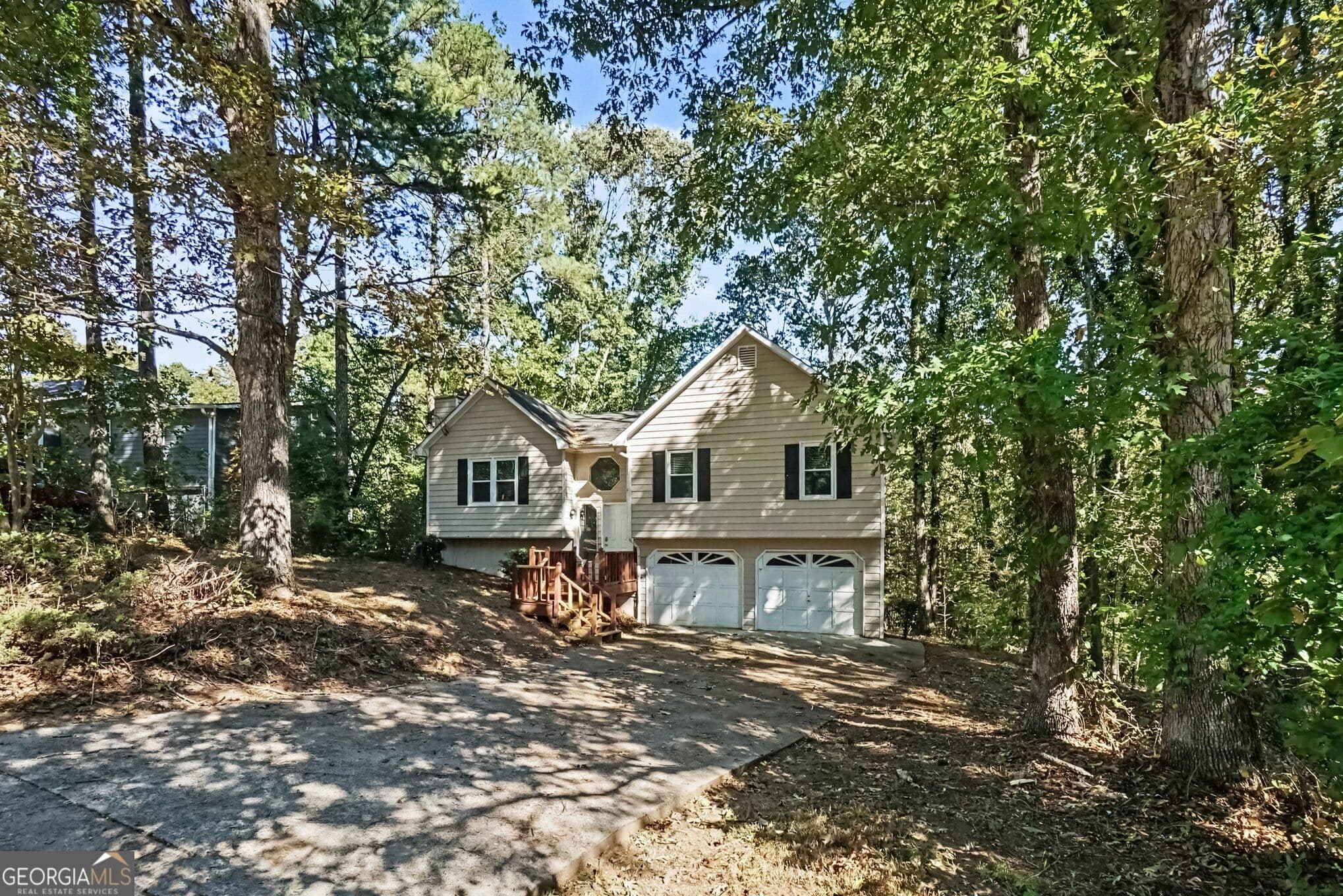 4 bedroom, 2 bathroom, 2,848 sq ft single family residence for sale at 510 Cove Road, Canton, GA 30114 — photo 2