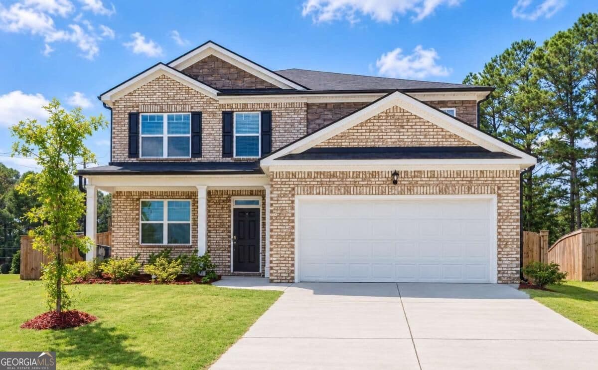 5 bedroom, 3.5 bathroom, 2,812 sq ft single family residence for sale at 1841 Vidalia Court, Dacula, GA 30019 — photo 1 of 24