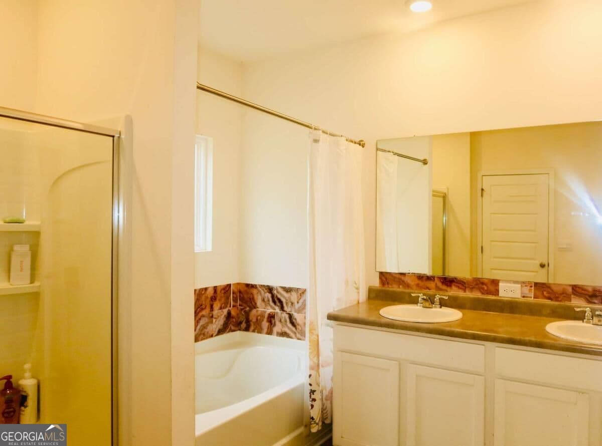 5 bedroom, 3.5 bathroom, 2,812 sq ft single family residence for sale at 1841 Vidalia Court, Dacula, GA 30019 — photo 10