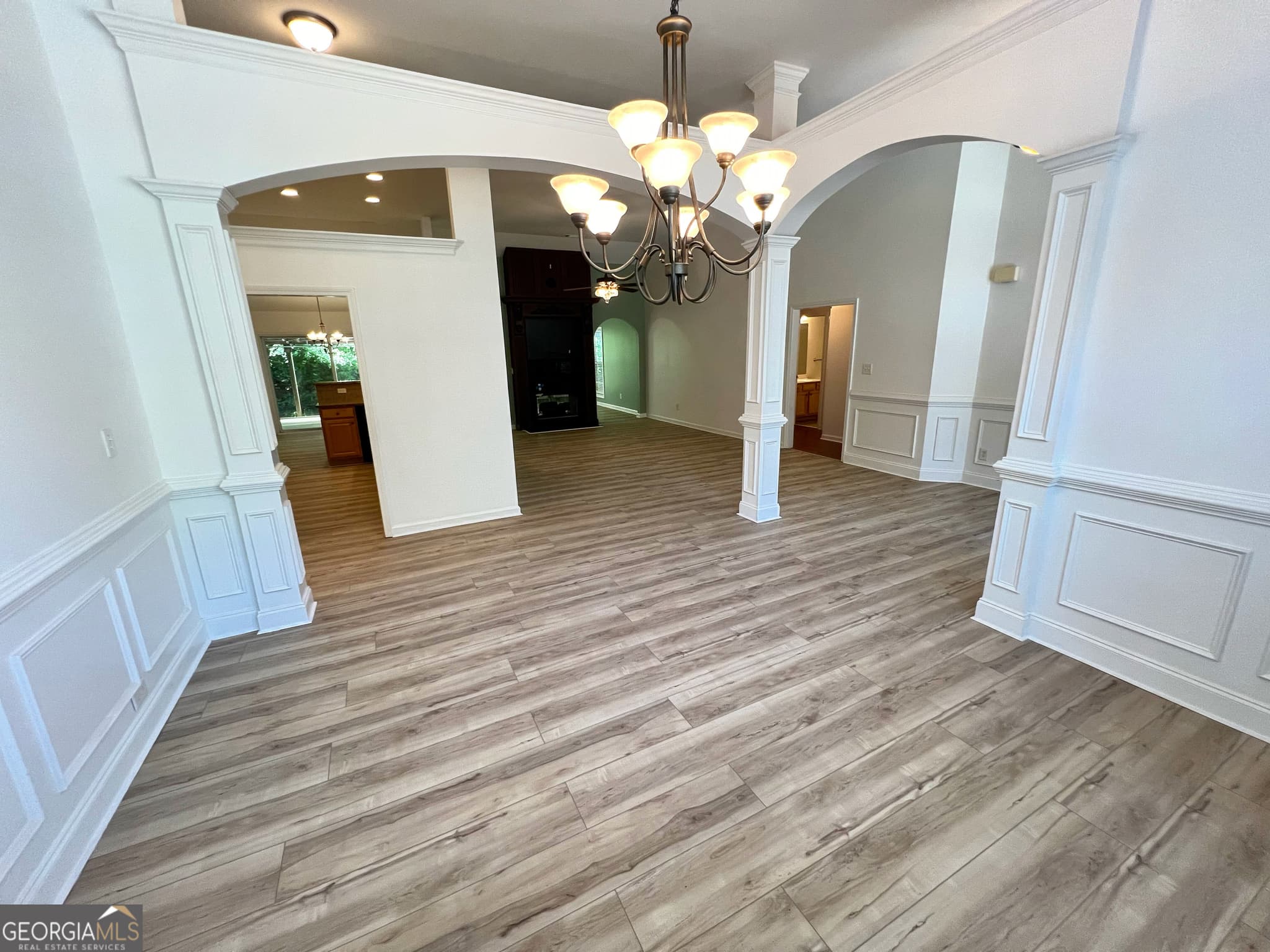 4 bedroom, 3.5 bathroom, 2,811 sq ft single family residence for sale at 708 York View Drive, Auburn, GA 30011 — photo 9