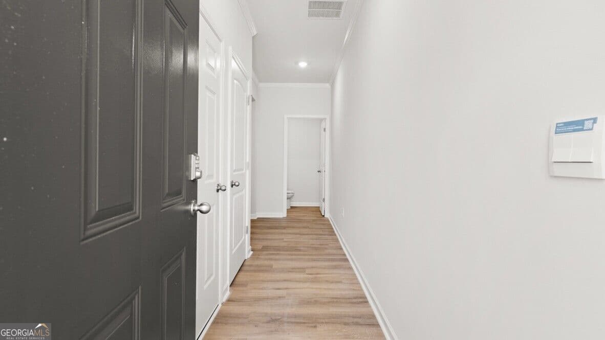 3 bedroom, 2.5 bathroom, 1,877 sq ft townhouse for sale at 4196 Kestrel Court, Gainesville, GA 30506 — photo 2