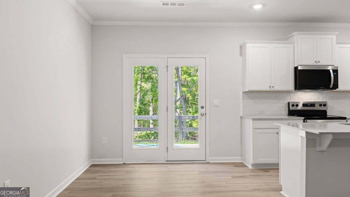 3 bedroom, 2.5 bathroom, 1,877 sq ft townhouse for sale at 4196 Kestrel Court, Gainesville, GA 30506 — photo 8