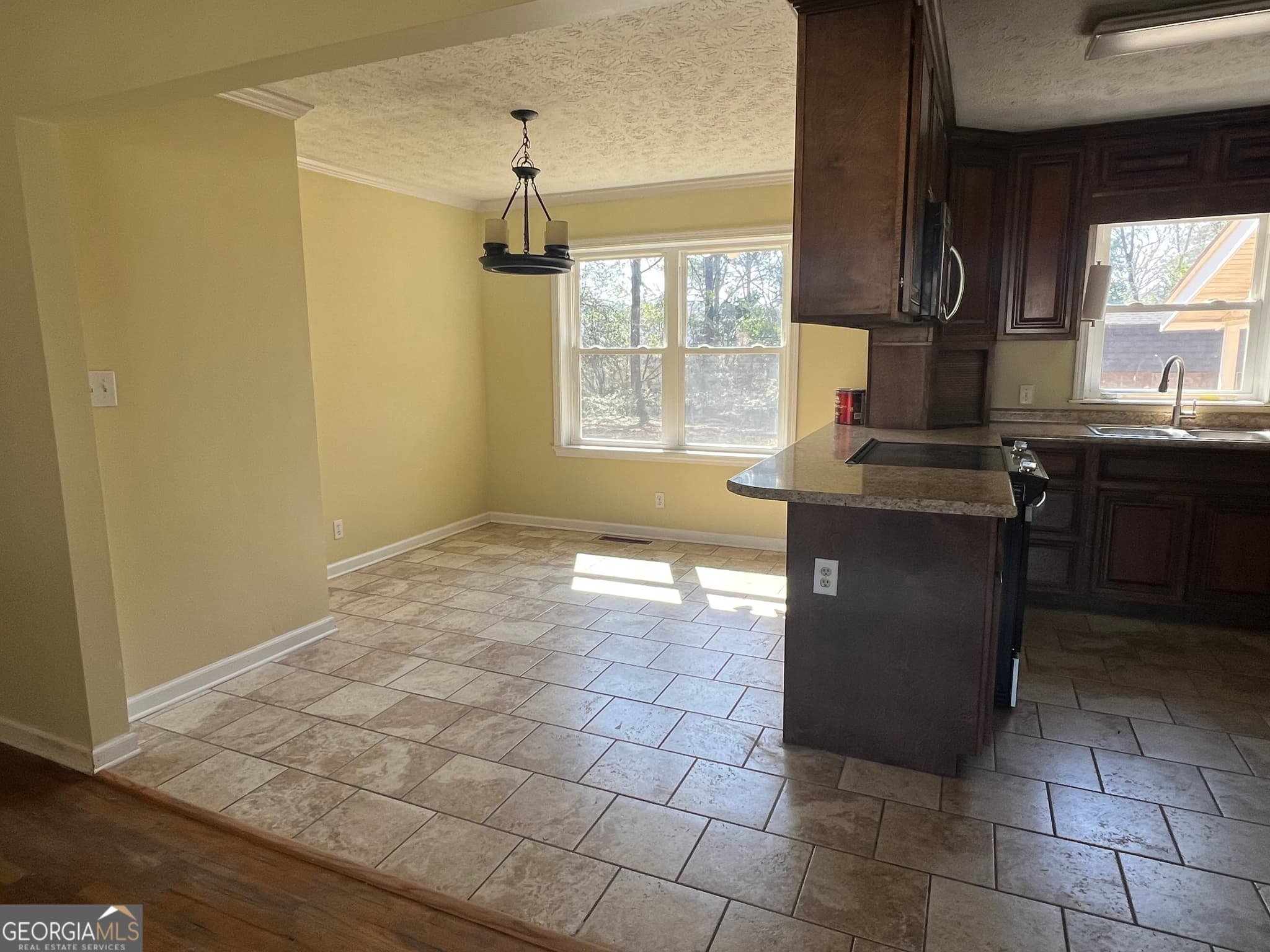3 bedroom, 2 bathroom, 1,320 sq ft single family residence for sale at 1342 N Jefferson Street, Dublin, GA 31021 — photo 7
