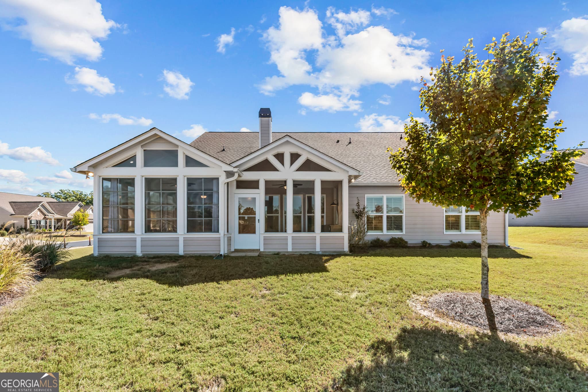 4 bedroom, 3 bathroom, 3,643 sq ft single family residence for sale at 1011 Delmarina Street, Greensboro, GA 30642 — photo 3