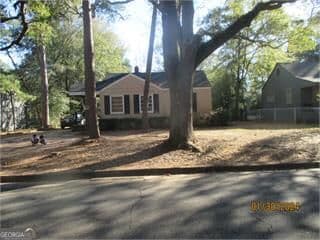2 bedroom, 1 bathroom, 806 sq ft single family residence for sale at 1308 Avalon Avenue, Albany, GA 31707 — photo 2