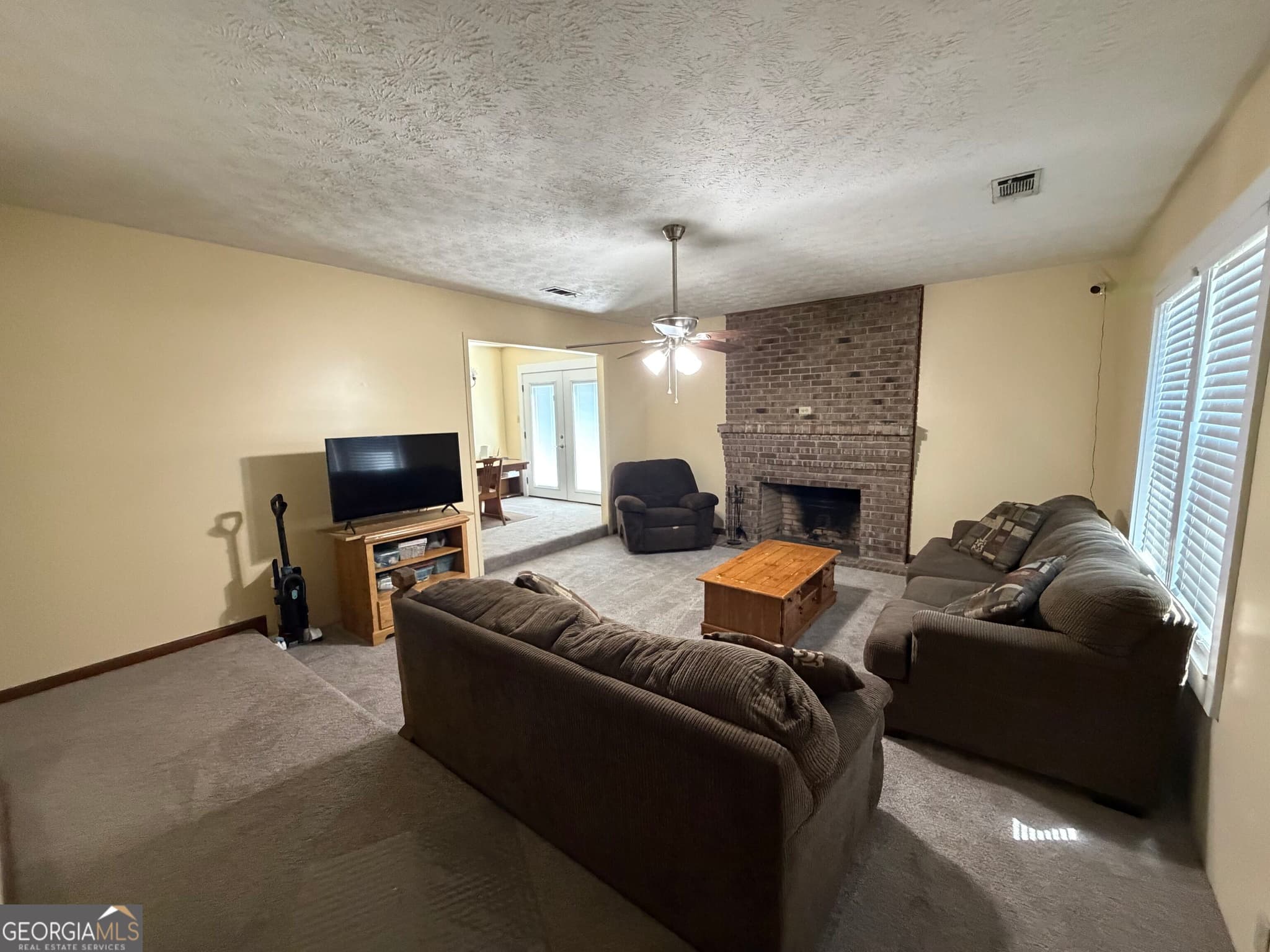 3 bedroom, 2 bathroom, 1,355 sq ft single family residence under contract at 3674 Old Normantown Road, Vidalia, GA 30474 — photo 2
