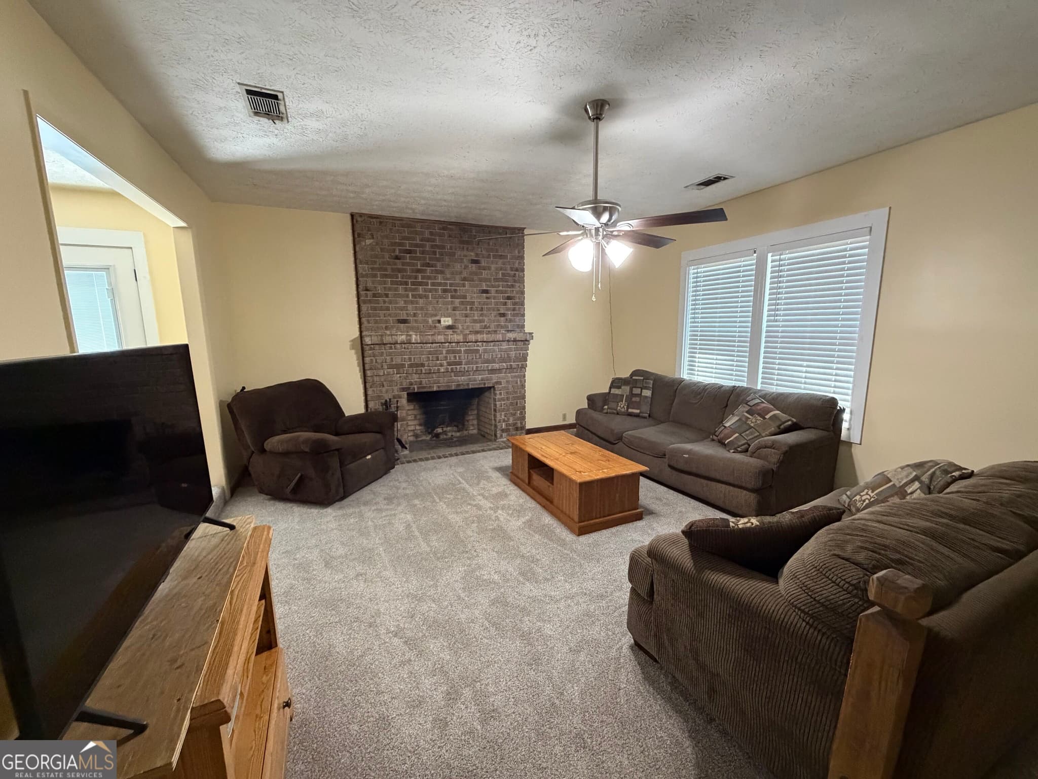 3 bedroom, 2 bathroom, 1,355 sq ft single family residence under contract at 3674 Old Normantown Road, Vidalia, GA 30474 — photo 6