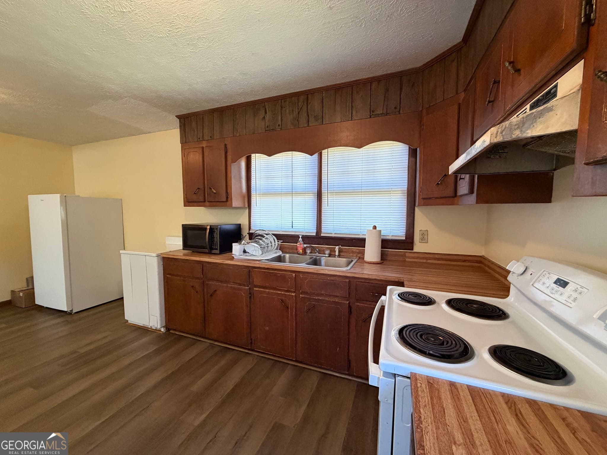 3 bedroom, 2 bathroom, 1,355 sq ft single family residence under contract at 3674 Old Normantown Road, Vidalia, GA 30474 — photo 7
